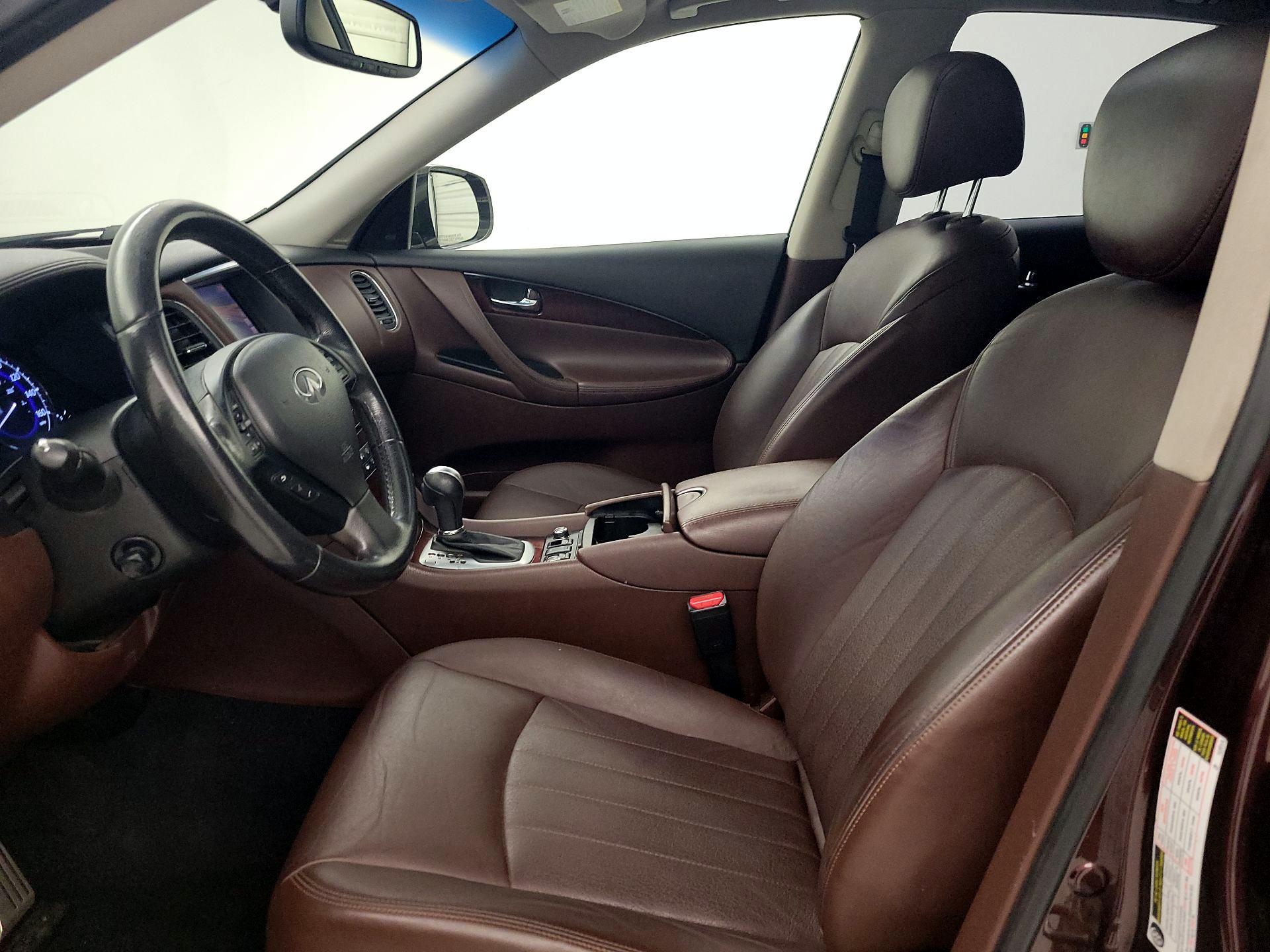 Thumbnail: 2016 INFINITI QX50 - 9