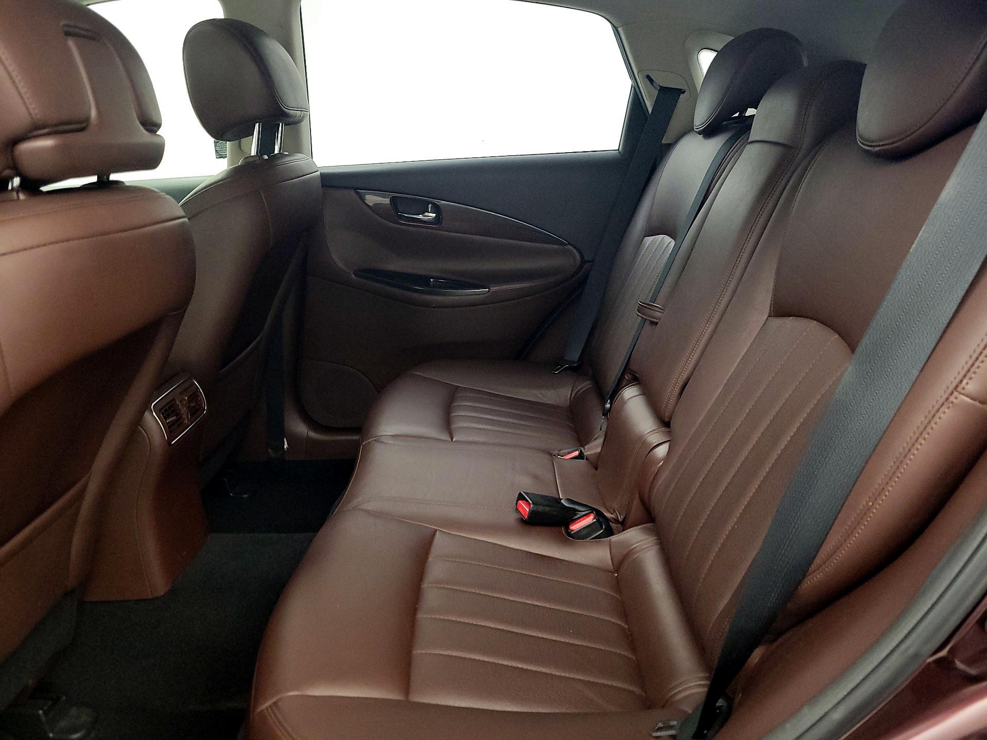 Thumbnail: 2016 INFINITI QX50 - 18