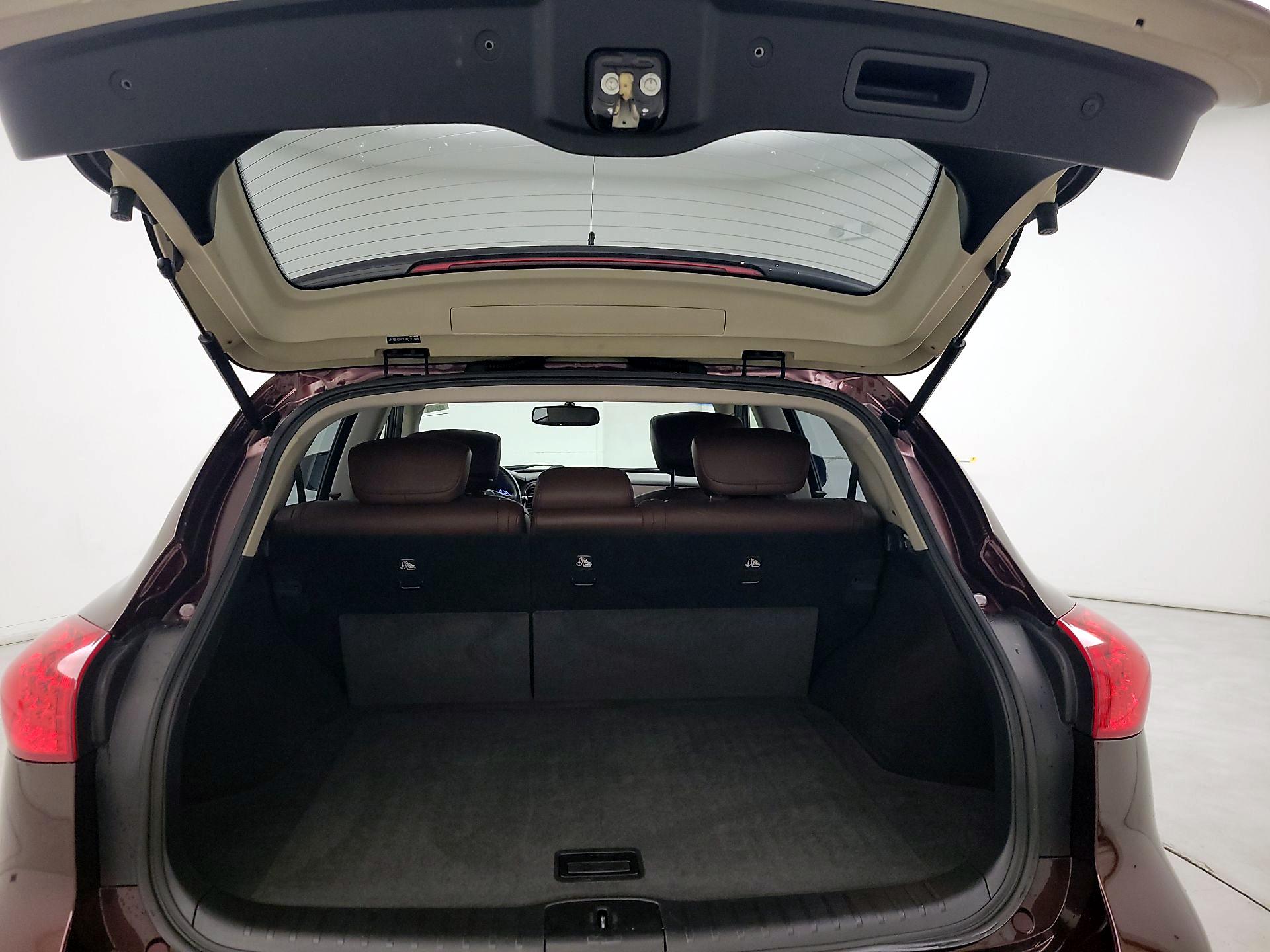 Thumbnail: 2016 INFINITI QX50 - 19