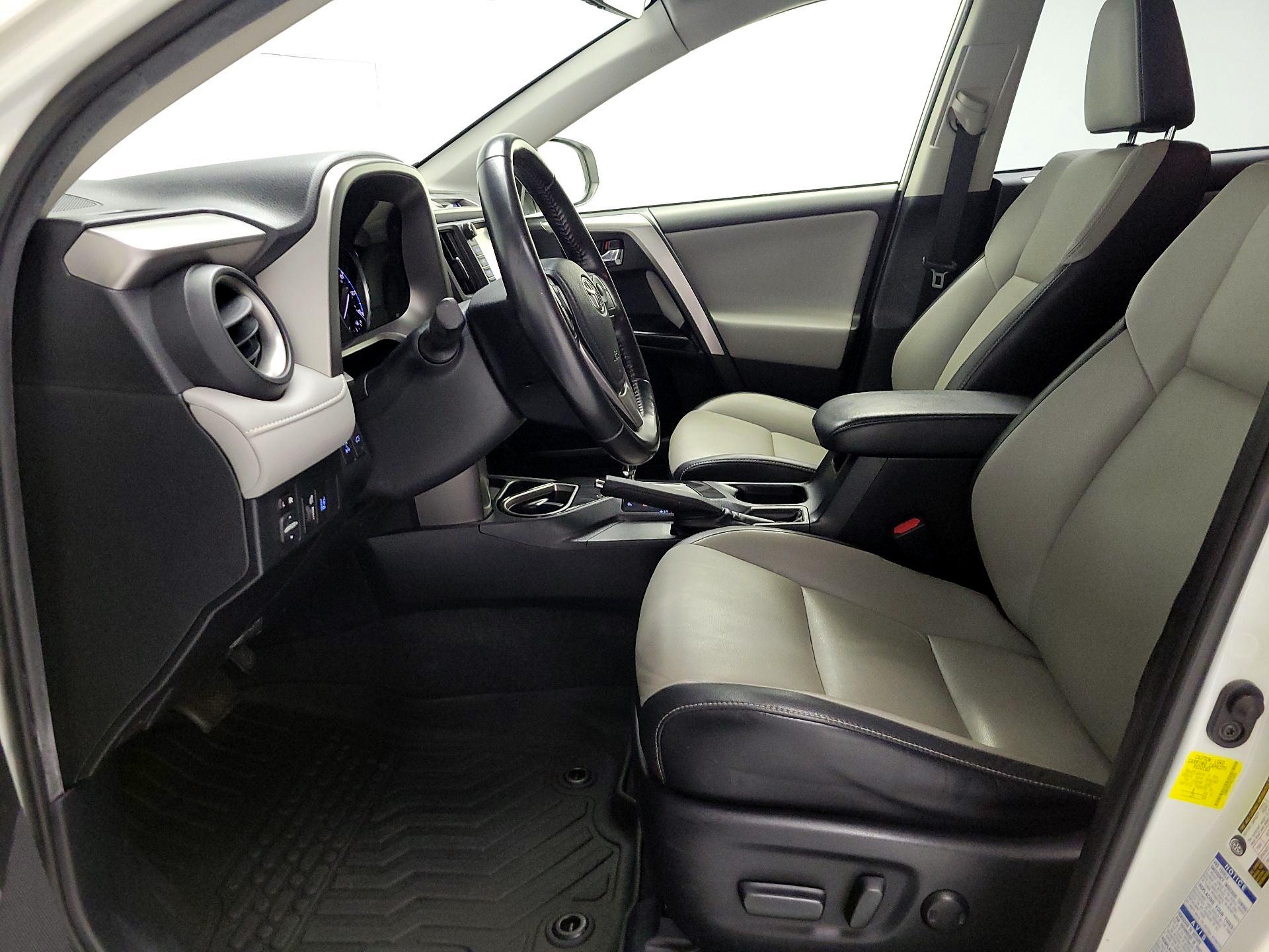 Thumbnail: 2017 Toyota RAV4 - 11