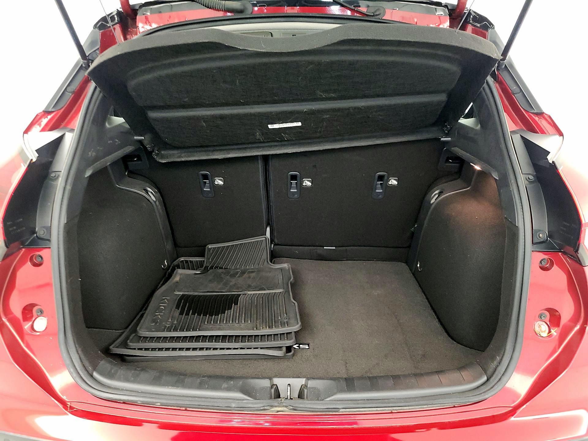 Thumbnail: 2021 Nissan Kicks - 19