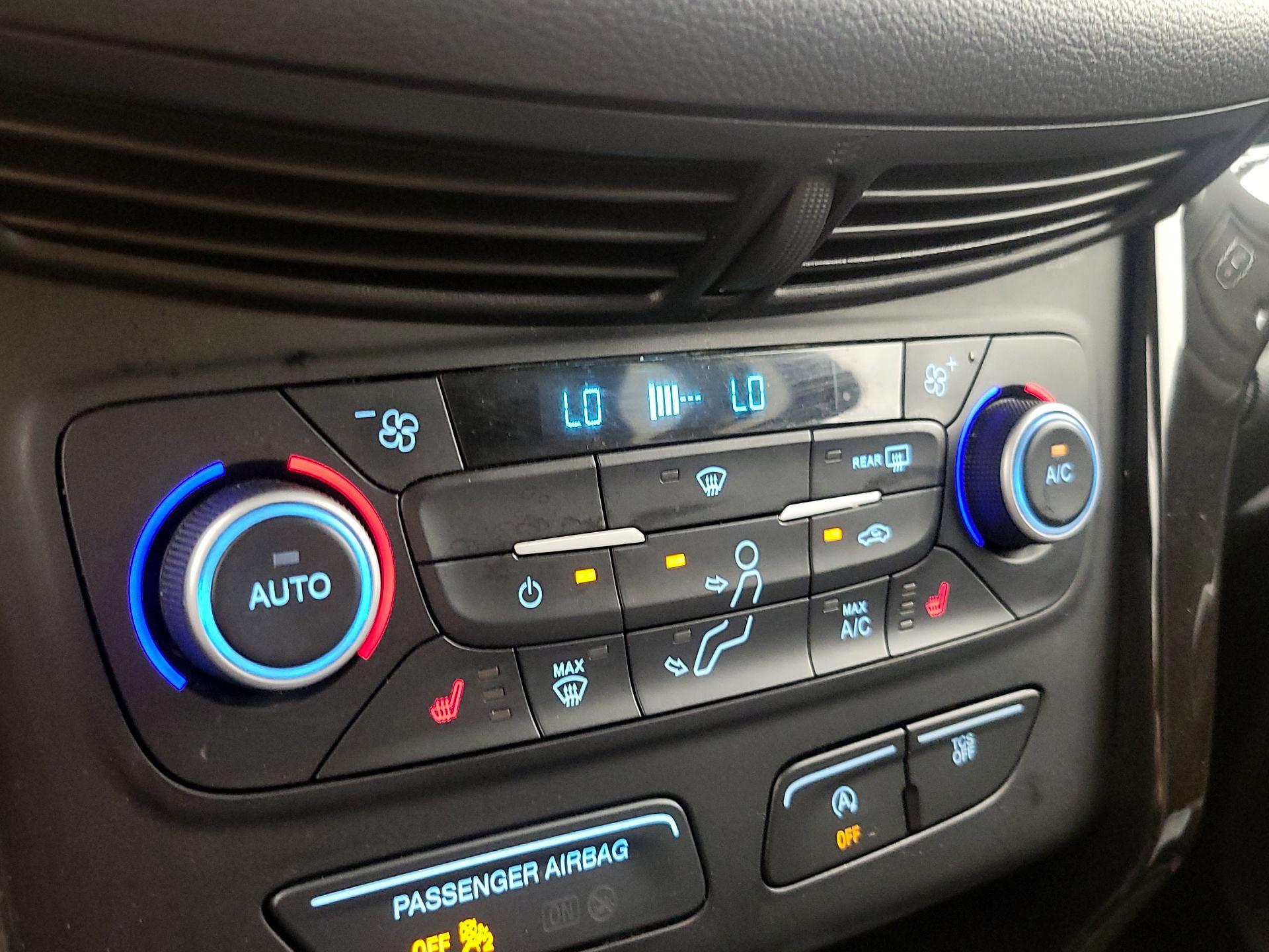 Thumbnail: 2019 Ford Escape - 16