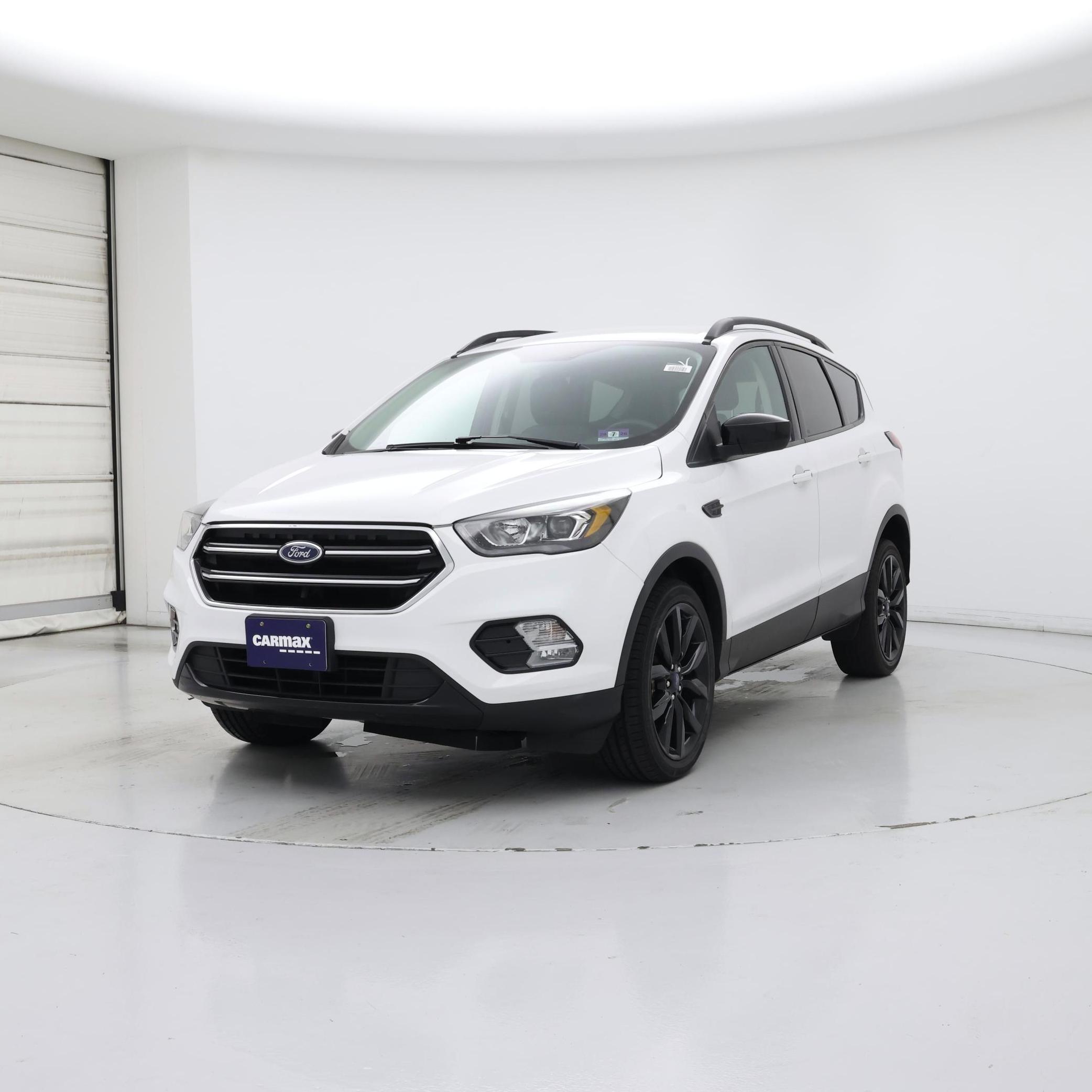 Thumbnail: 2019 Ford Escape - 4