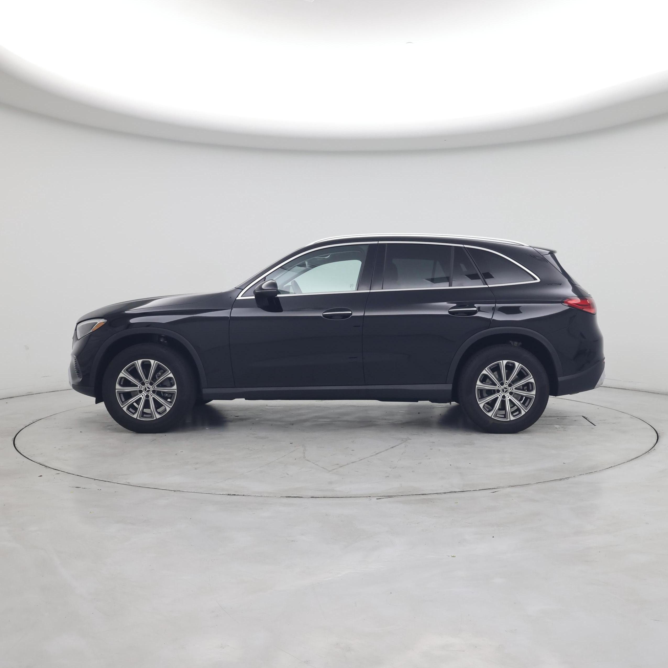Thumbnail: 2024 Mercedes-Benz GLC - 3
