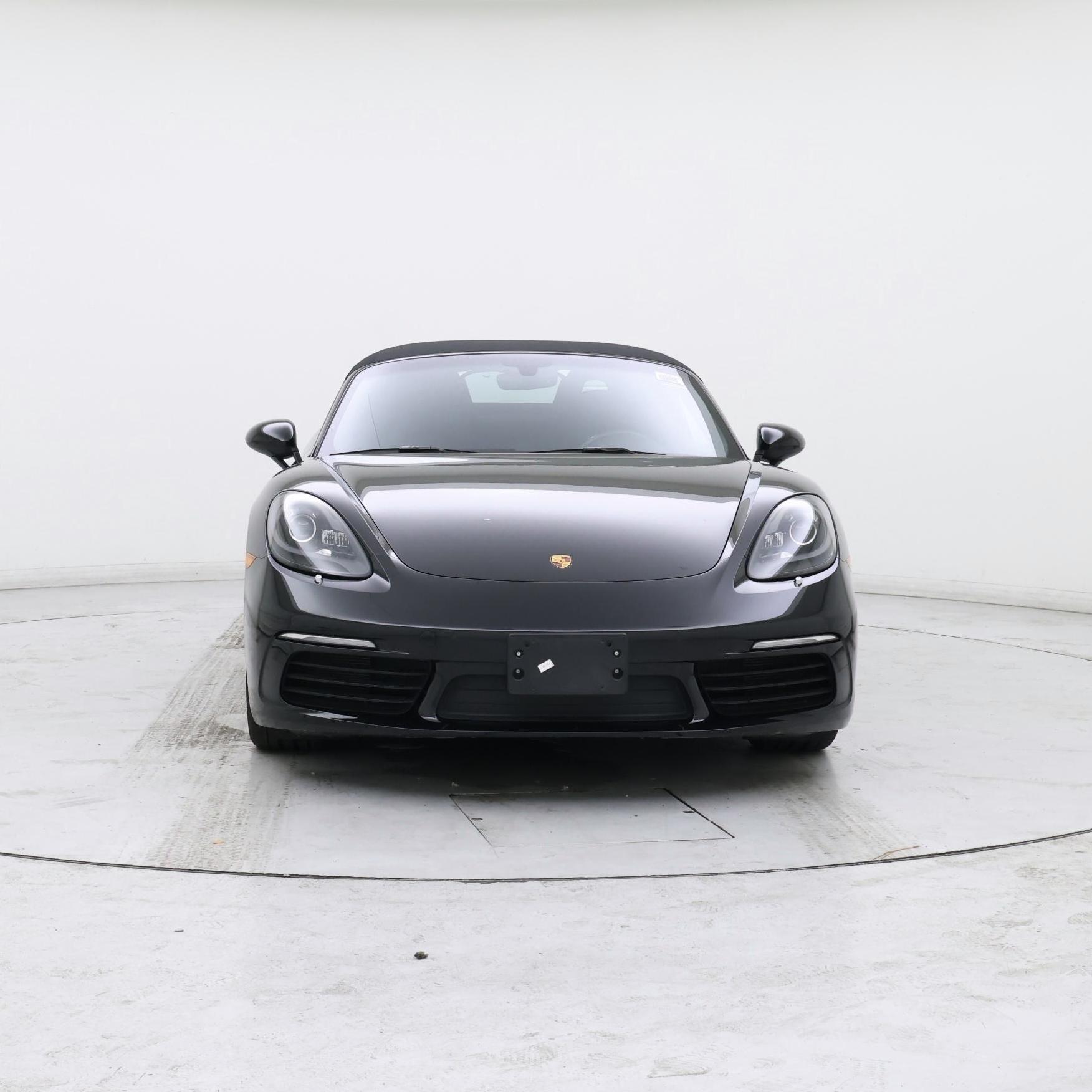 Thumbnail: 2017 Porsche 718 Boxster - 5