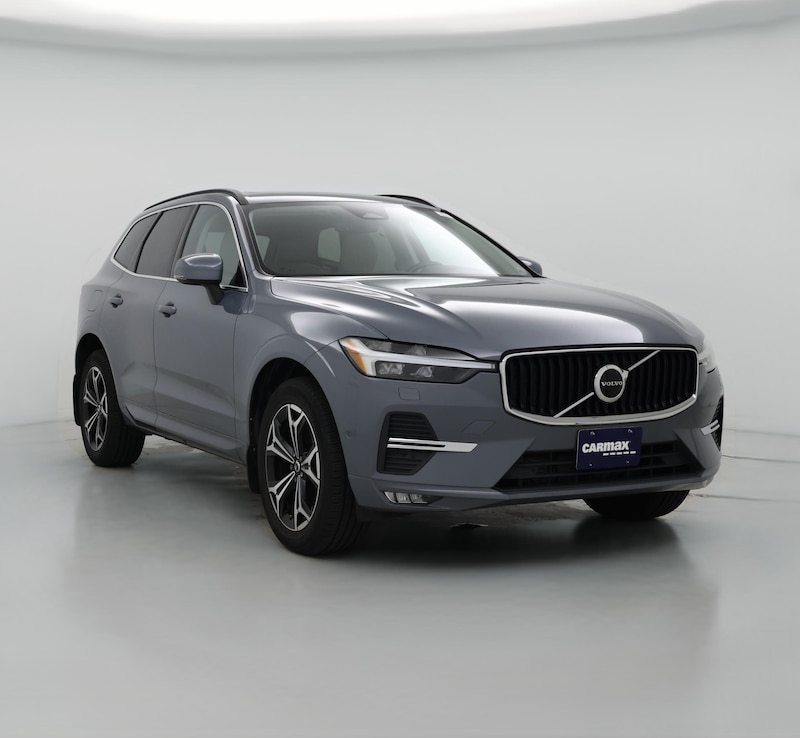2022 Volvo XC60 B5 Momentum