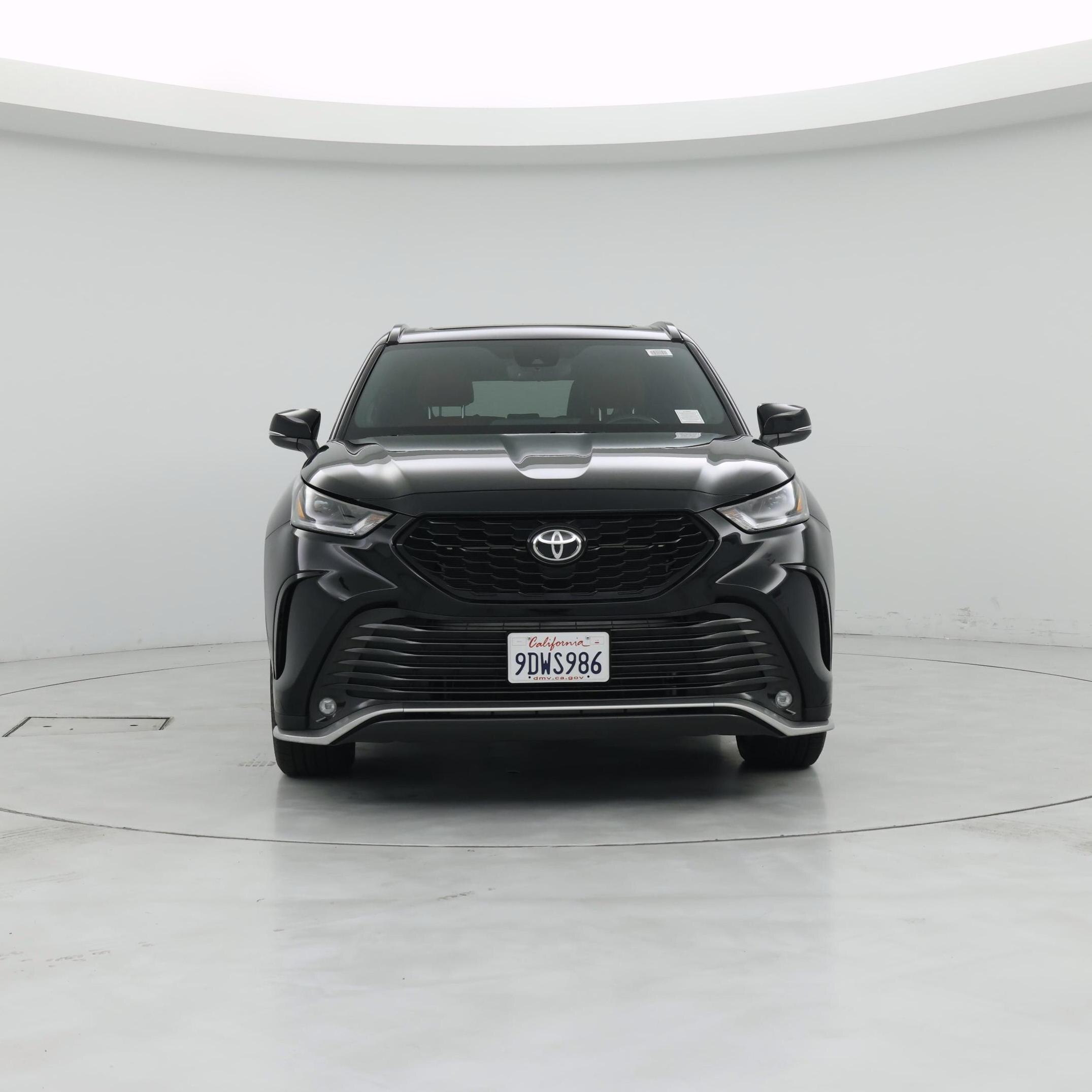 Thumbnail: 2023 Toyota Highlander - 5