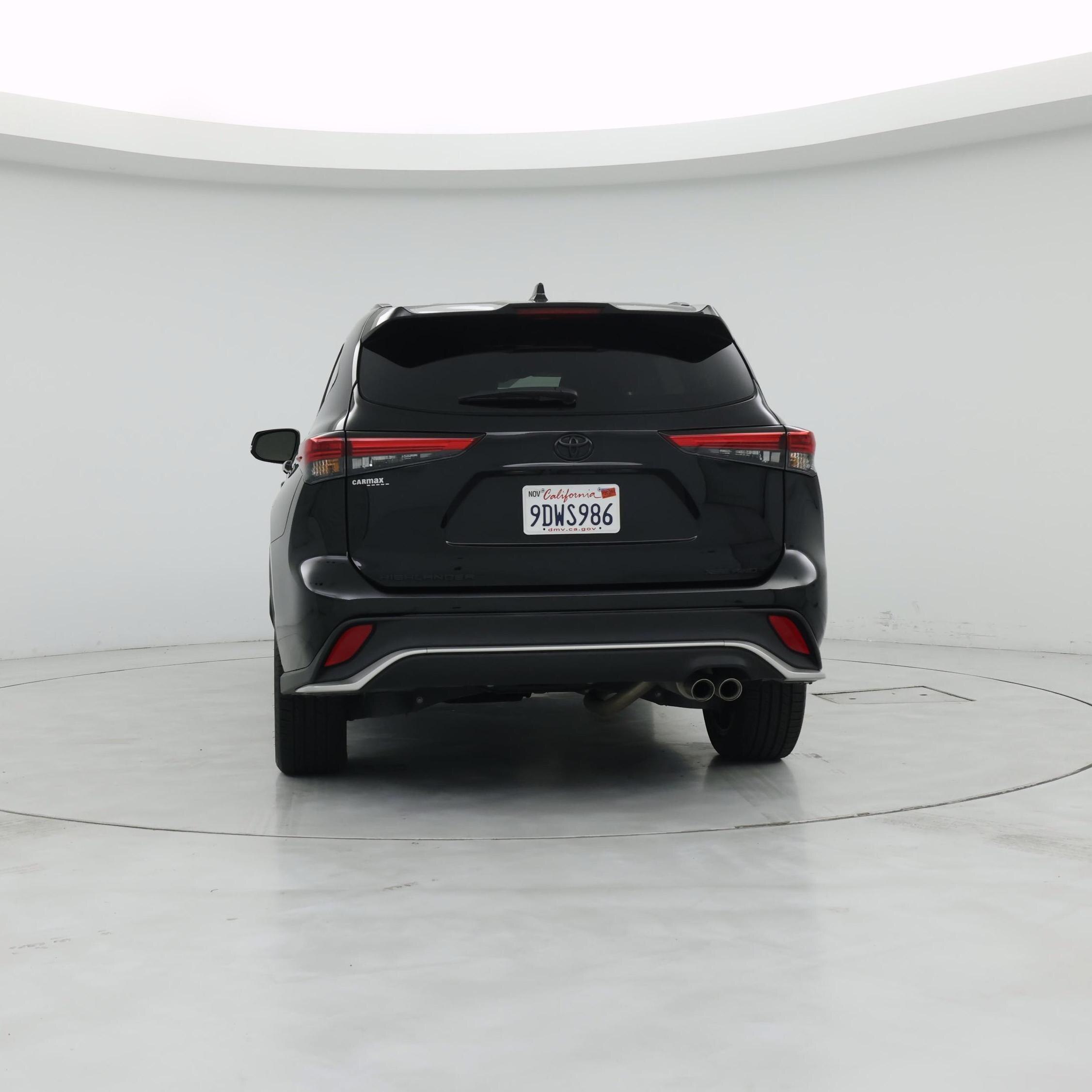 Thumbnail: 2023 Toyota Highlander - 6