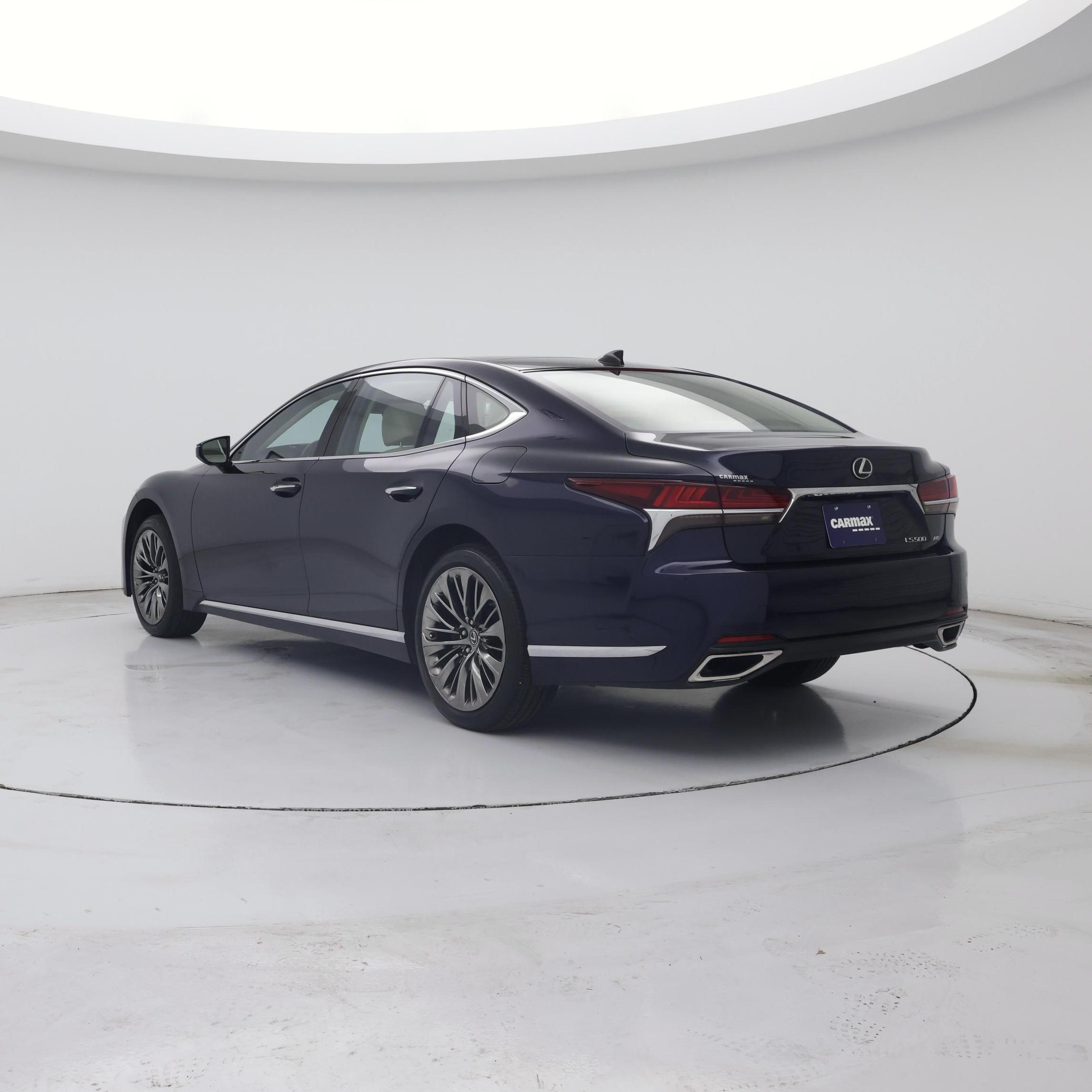 Thumbnail: 2018 Lexus LS - 2