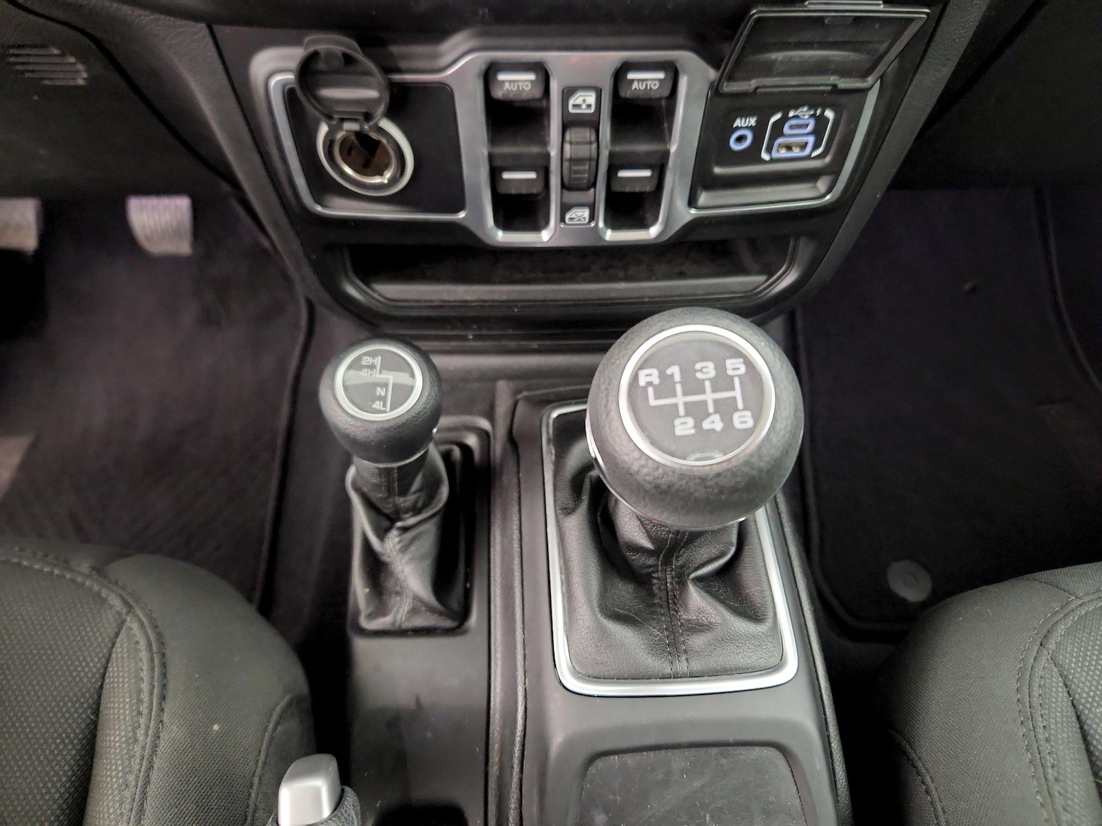 Photo 18
