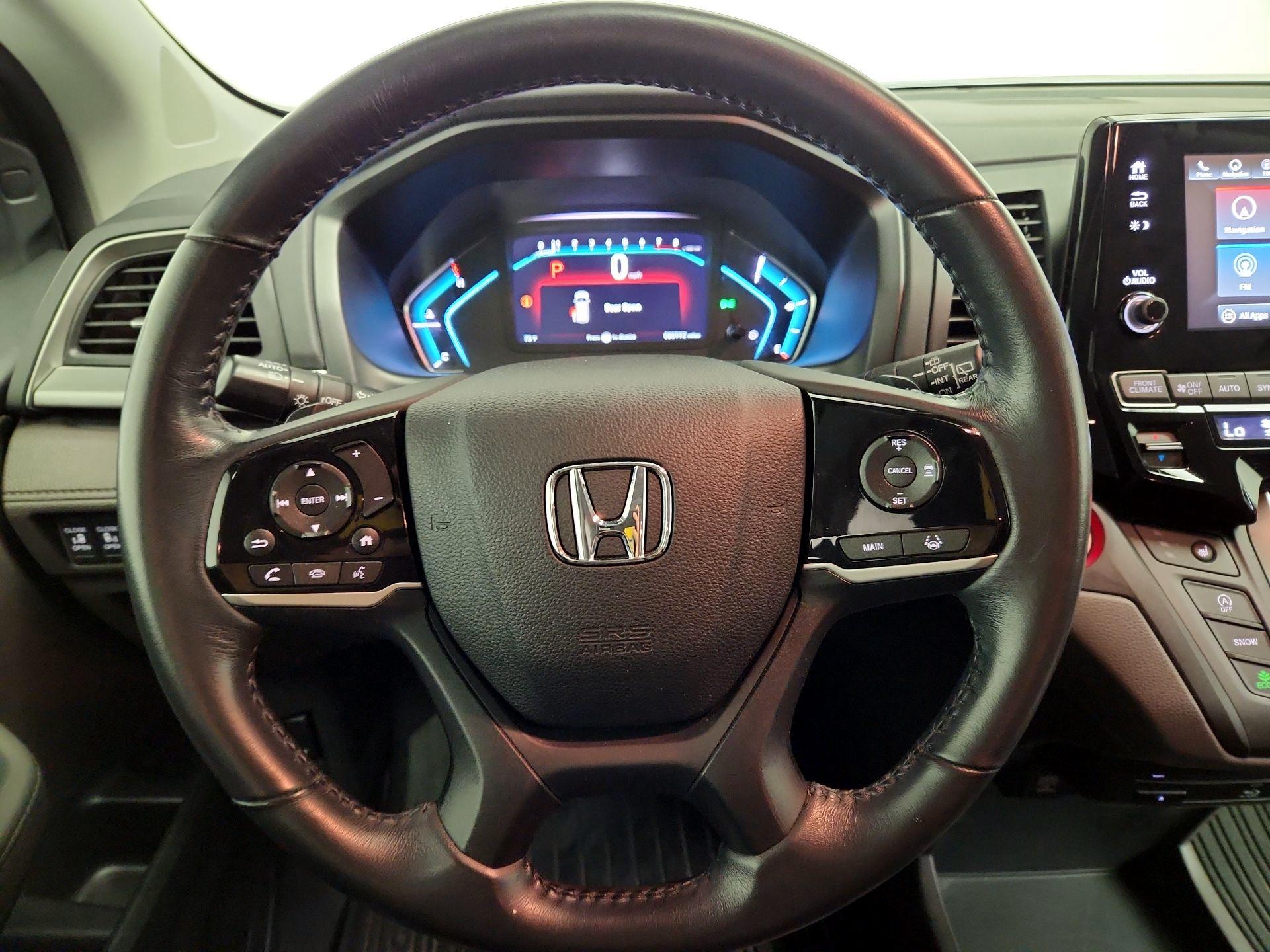 Thumbnail: 2018 Honda Odyssey - 10