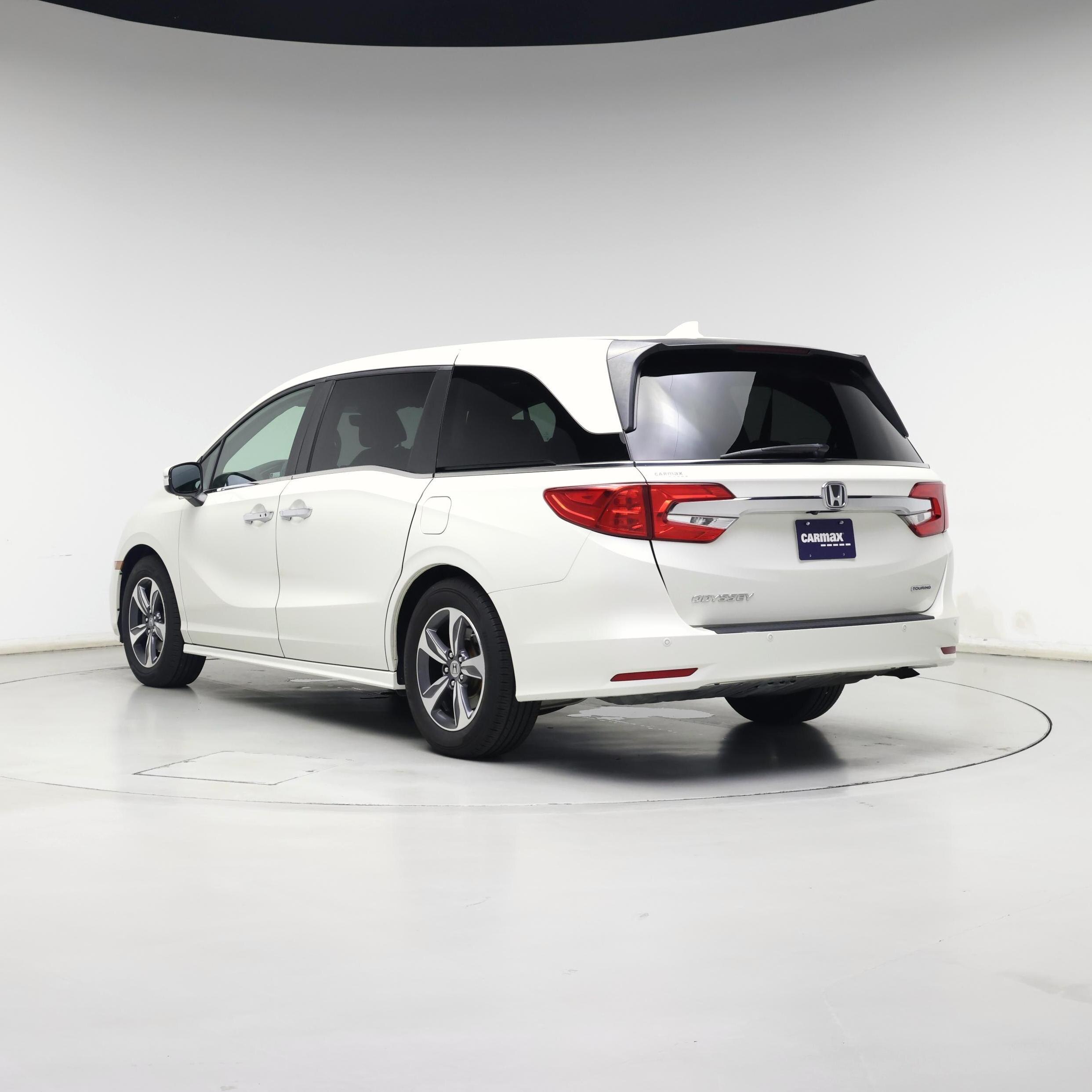 Thumbnail: 2018 Honda Odyssey - 2