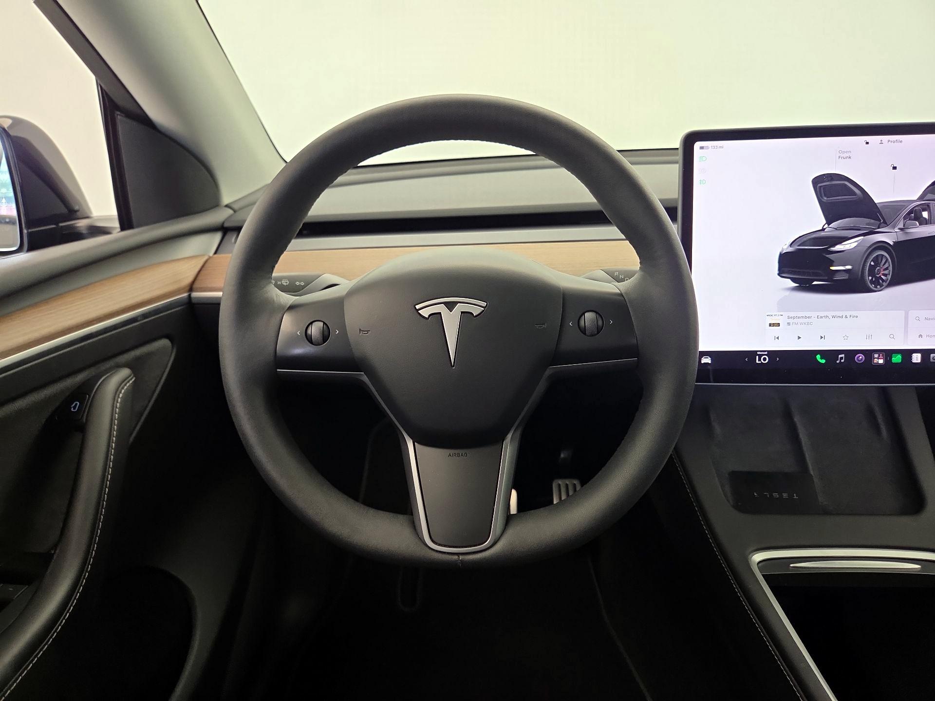 Thumbnail: 2023 Tesla Model Y - 10