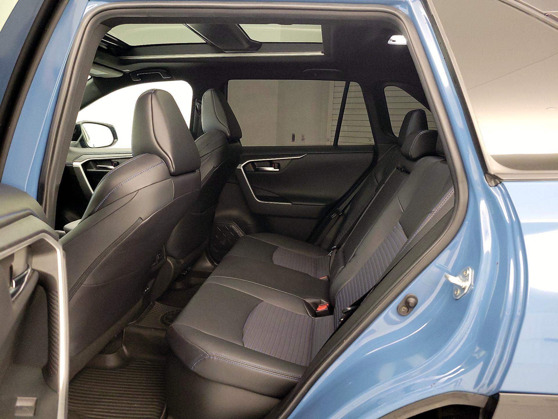 Thumbnail: 2023 Toyota RAV4 - 20
