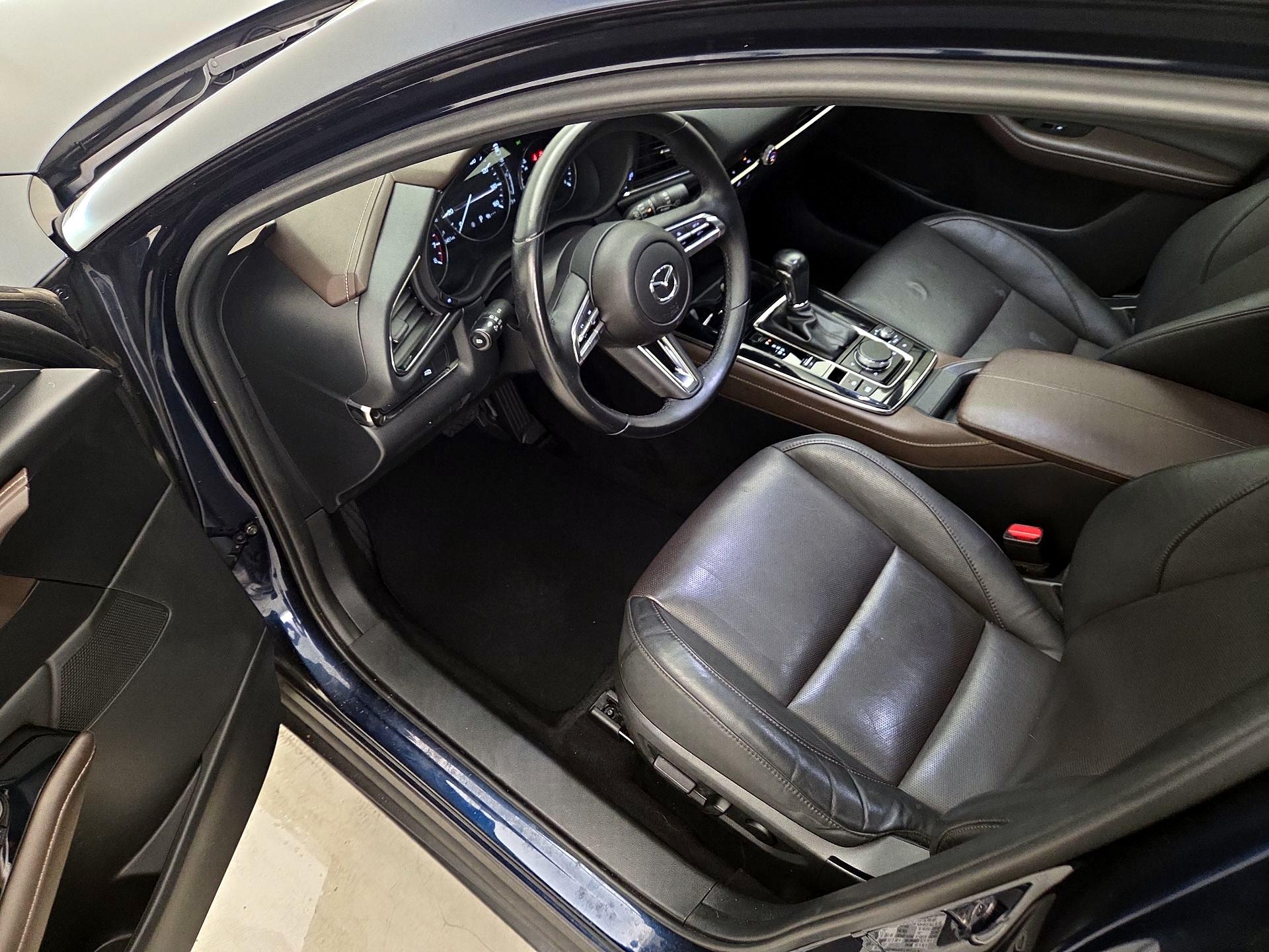 Thumbnail: 2022 Mazda CX-30 - 11