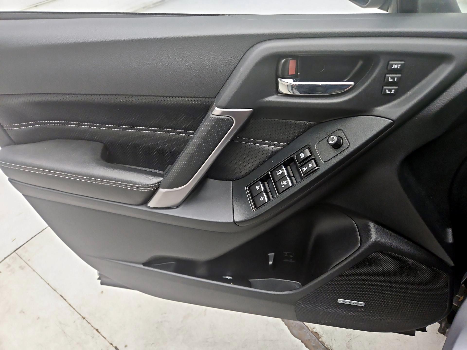 Thumbnail: 2017 Subaru Forester - 12