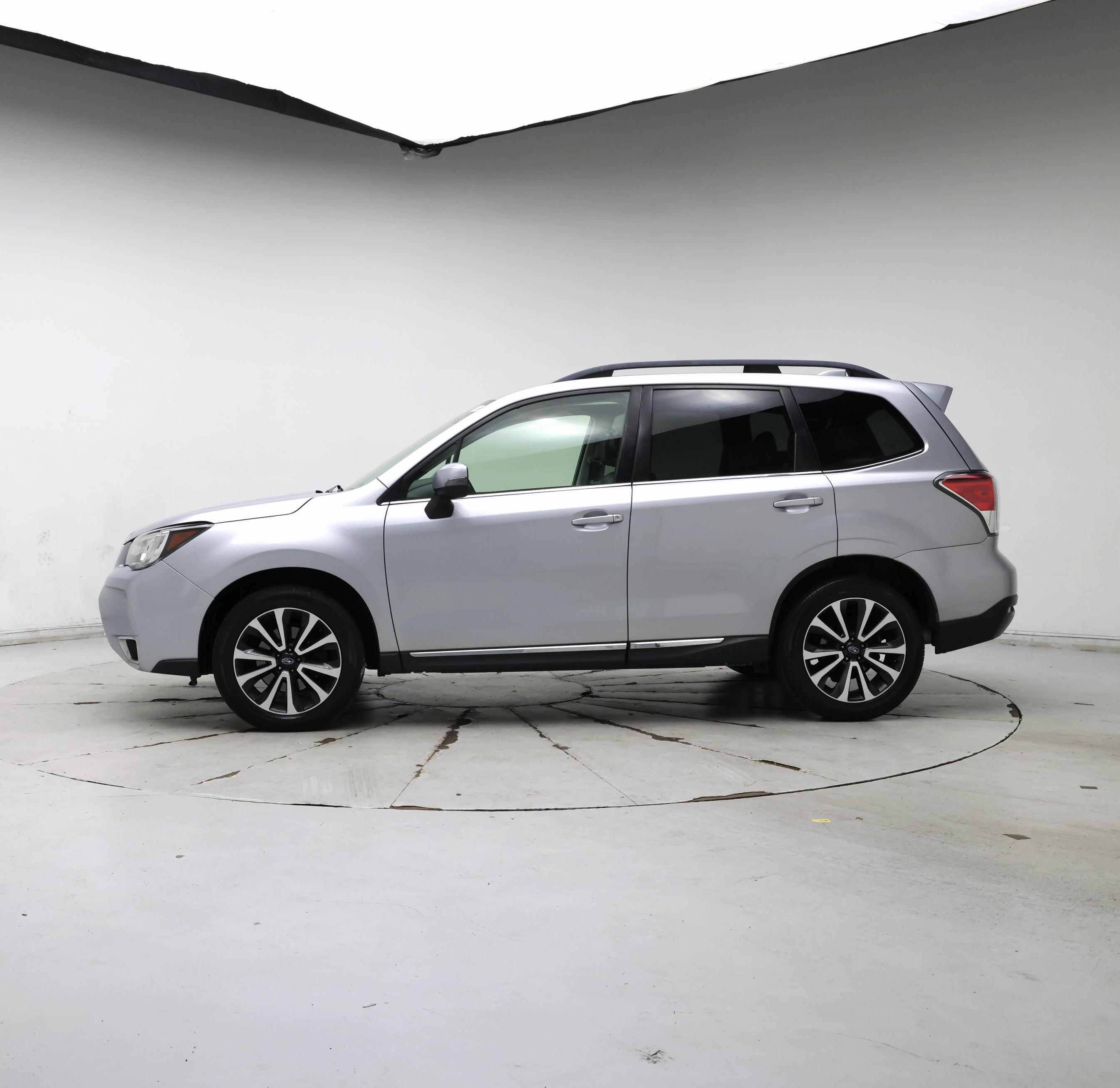 Thumbnail: 2017 Subaru Forester - 3