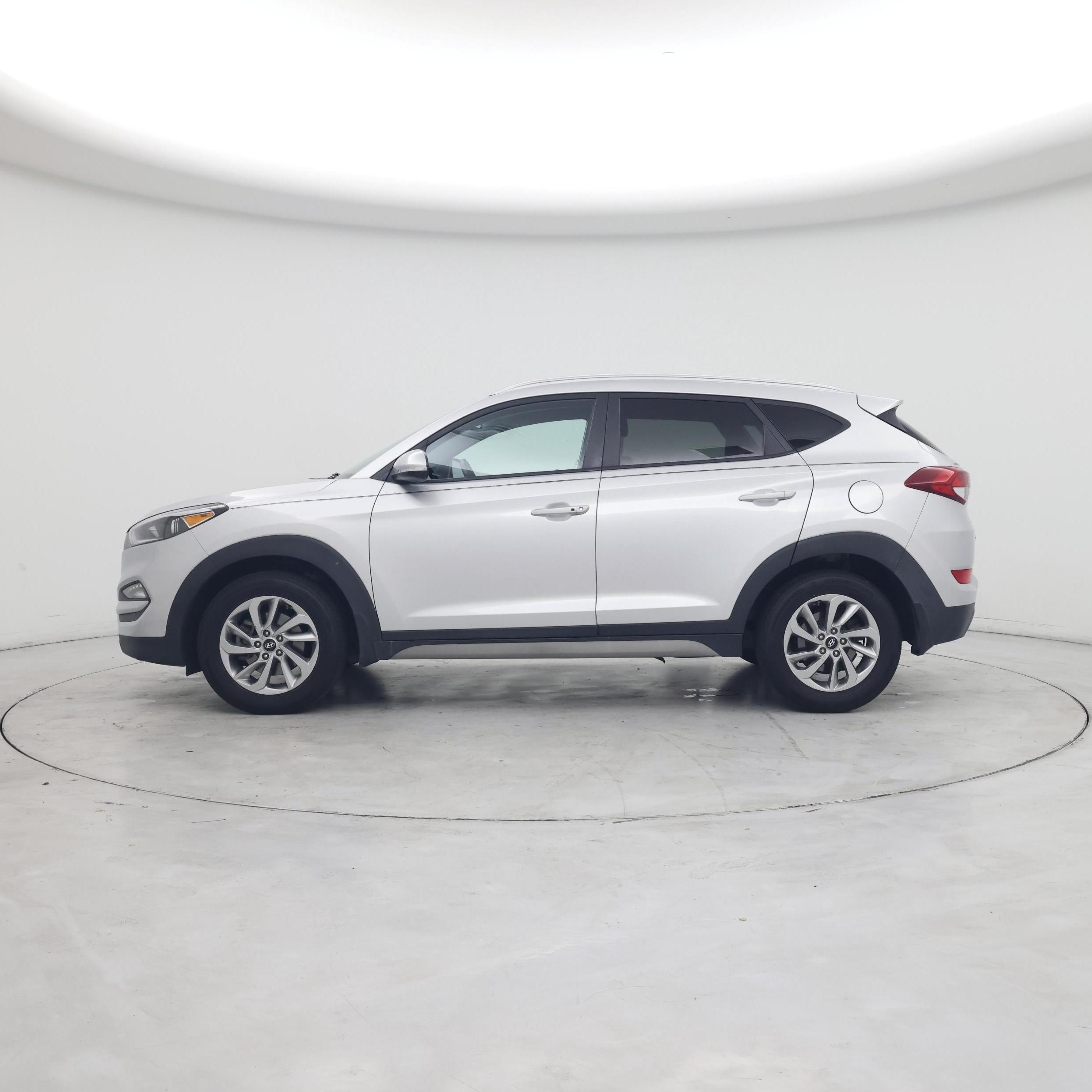 Thumbnail: 2018 Hyundai Tucson - 3