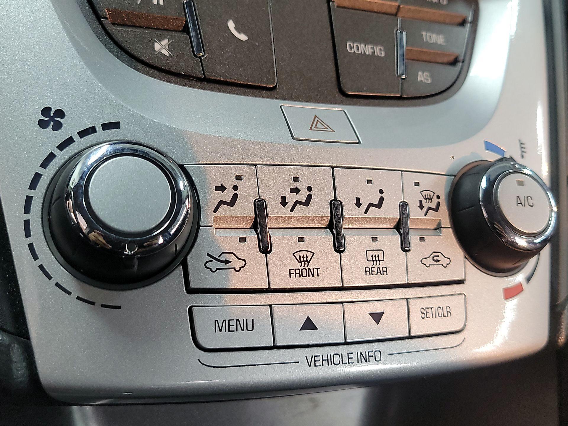 Thumbnail: 2016 Chevrolet Equinox - 15