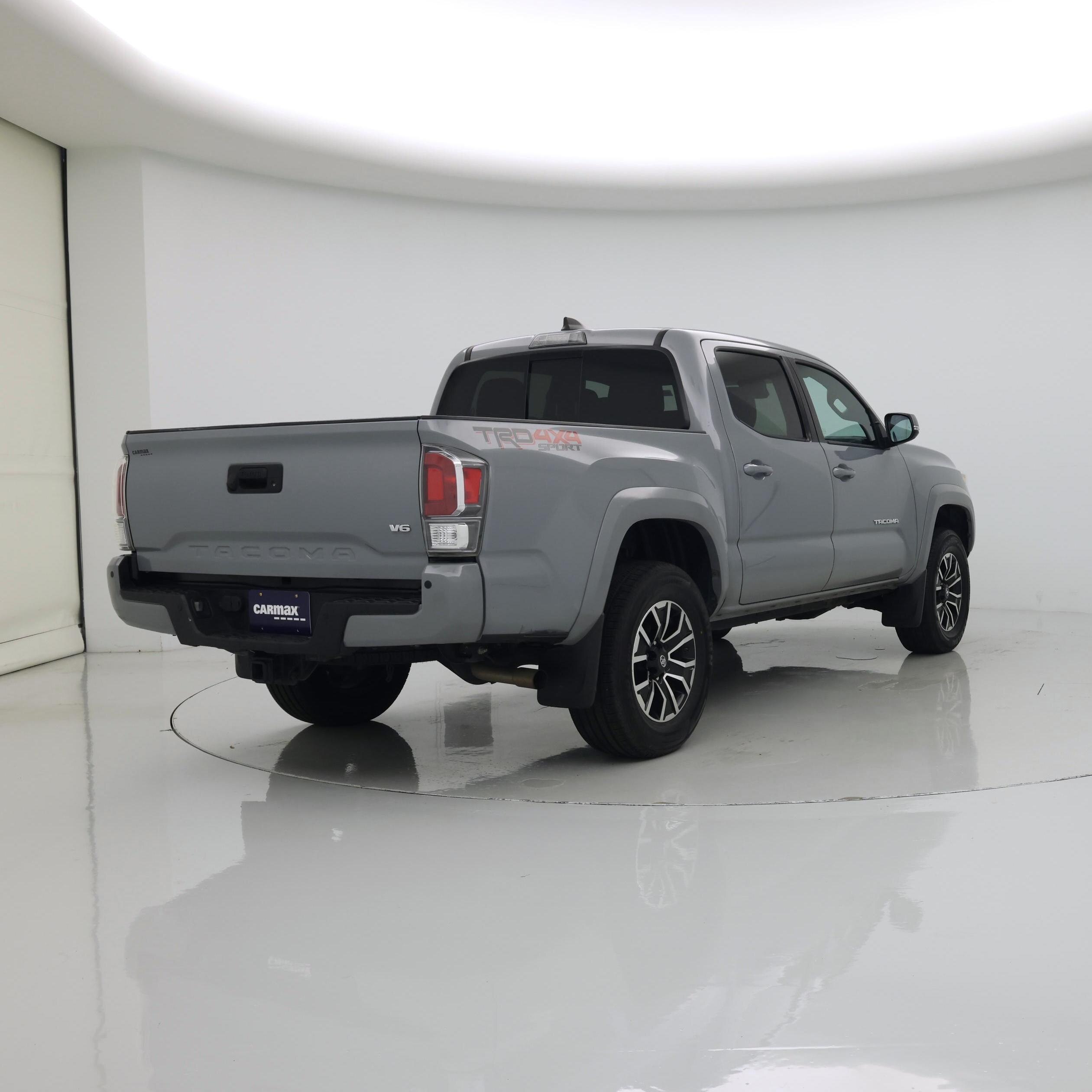 Thumbnail: 2021 Toyota Tacoma - 8