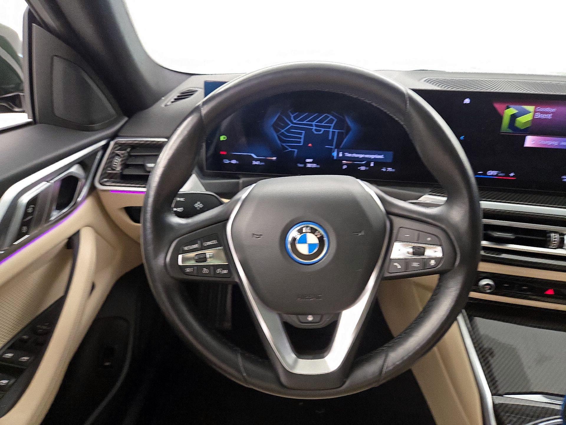 Thumbnail: 2023 BMW i4 - 10