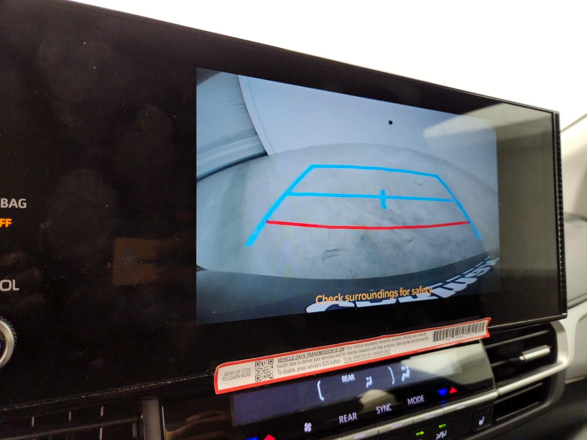 Thumbnail: 2025 Toyota Sienna - 14