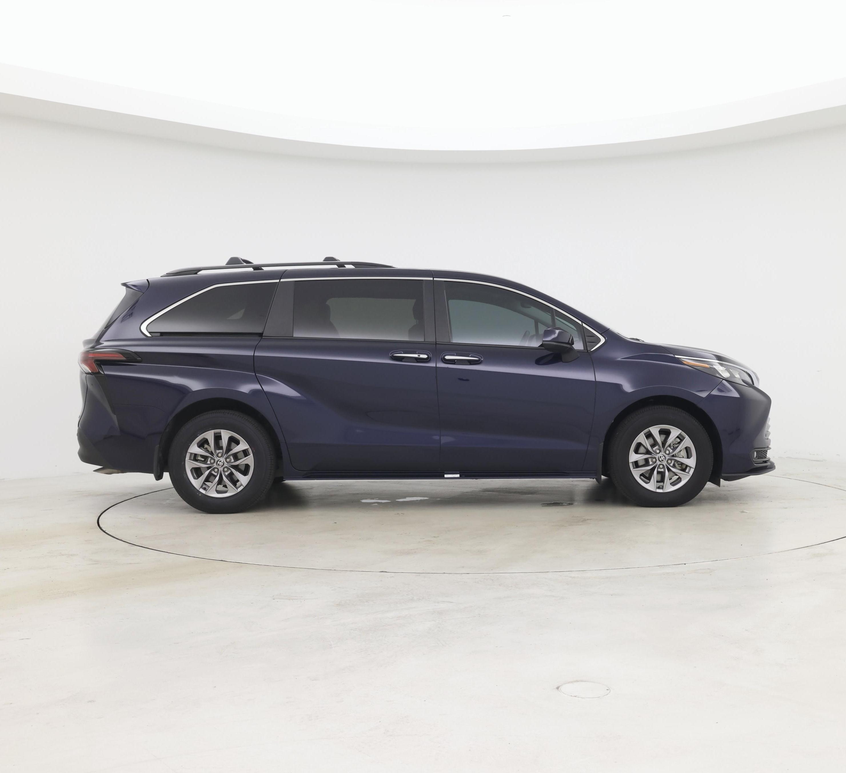 Thumbnail: 2025 Toyota Sienna - 7