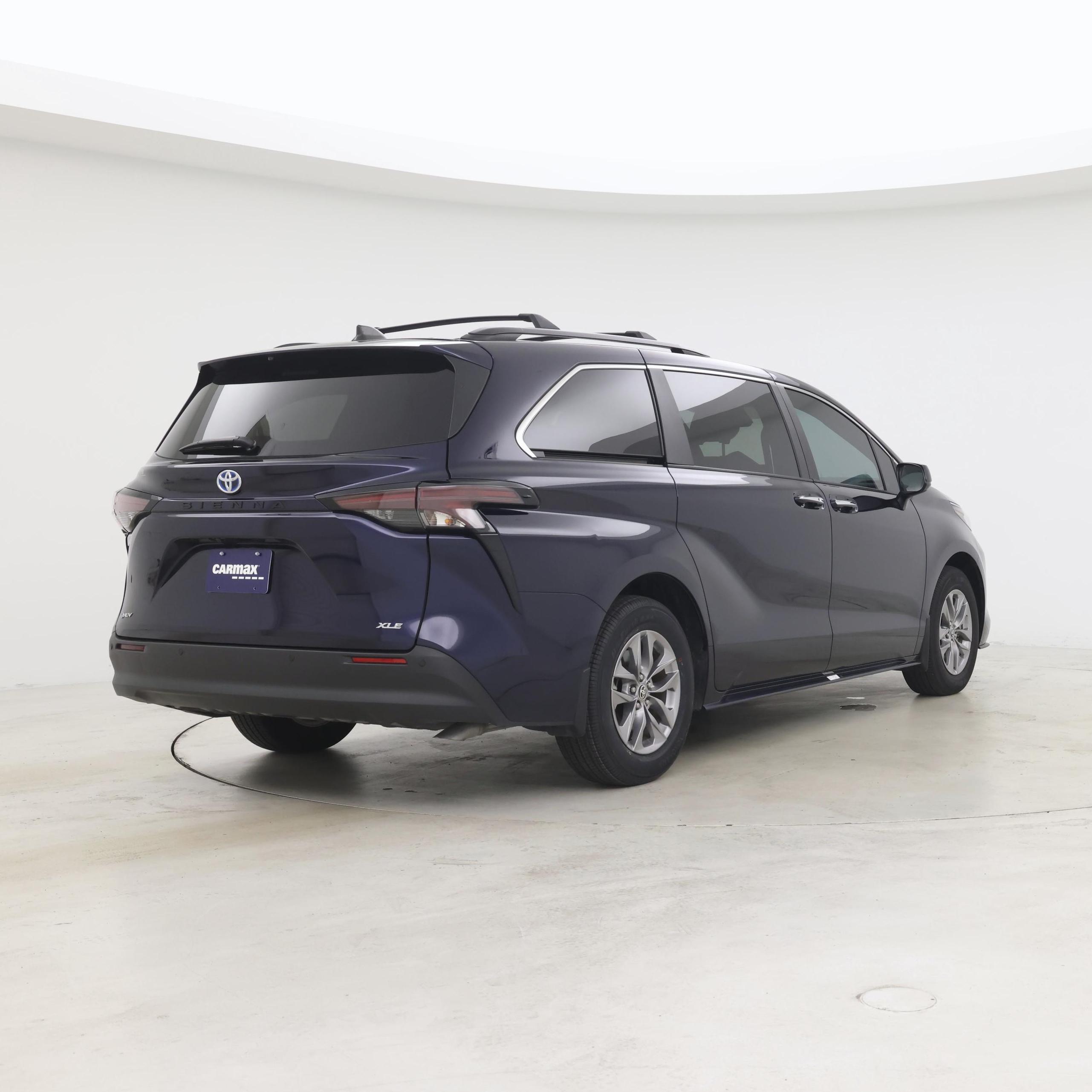 Thumbnail: 2025 Toyota Sienna - 8