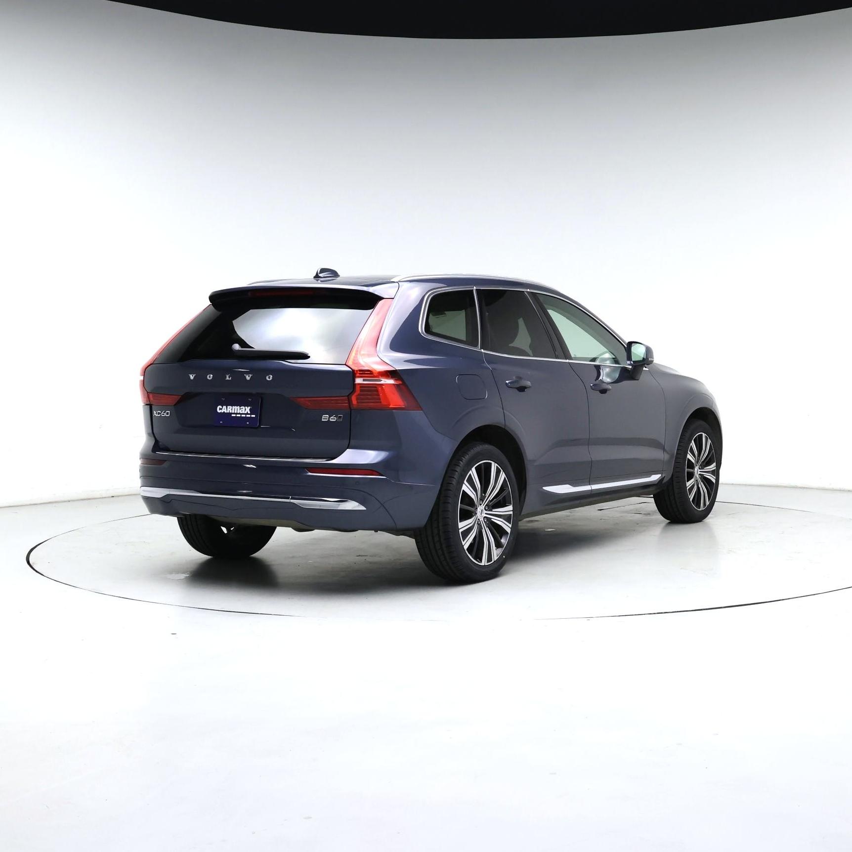 Thumbnail: 2022 Volvo XC60 - 8