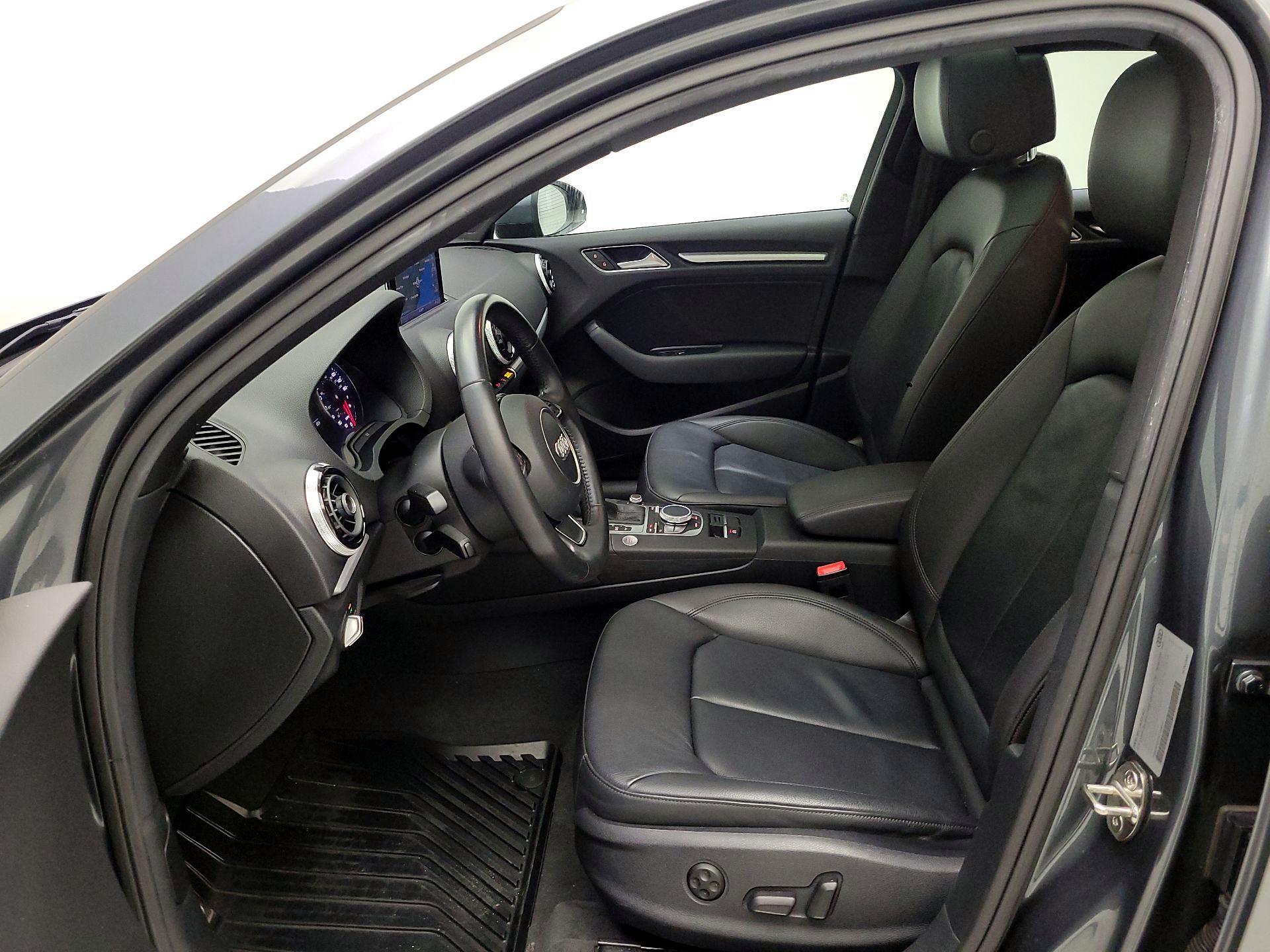 Thumbnail: 2016 Audi A3 - 11