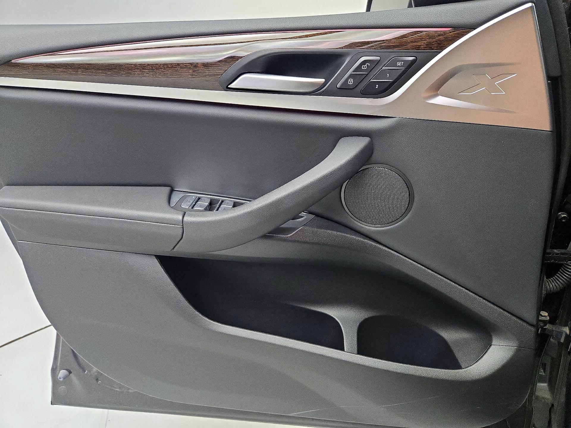 Thumbnail: 2022 BMW X3 - 12