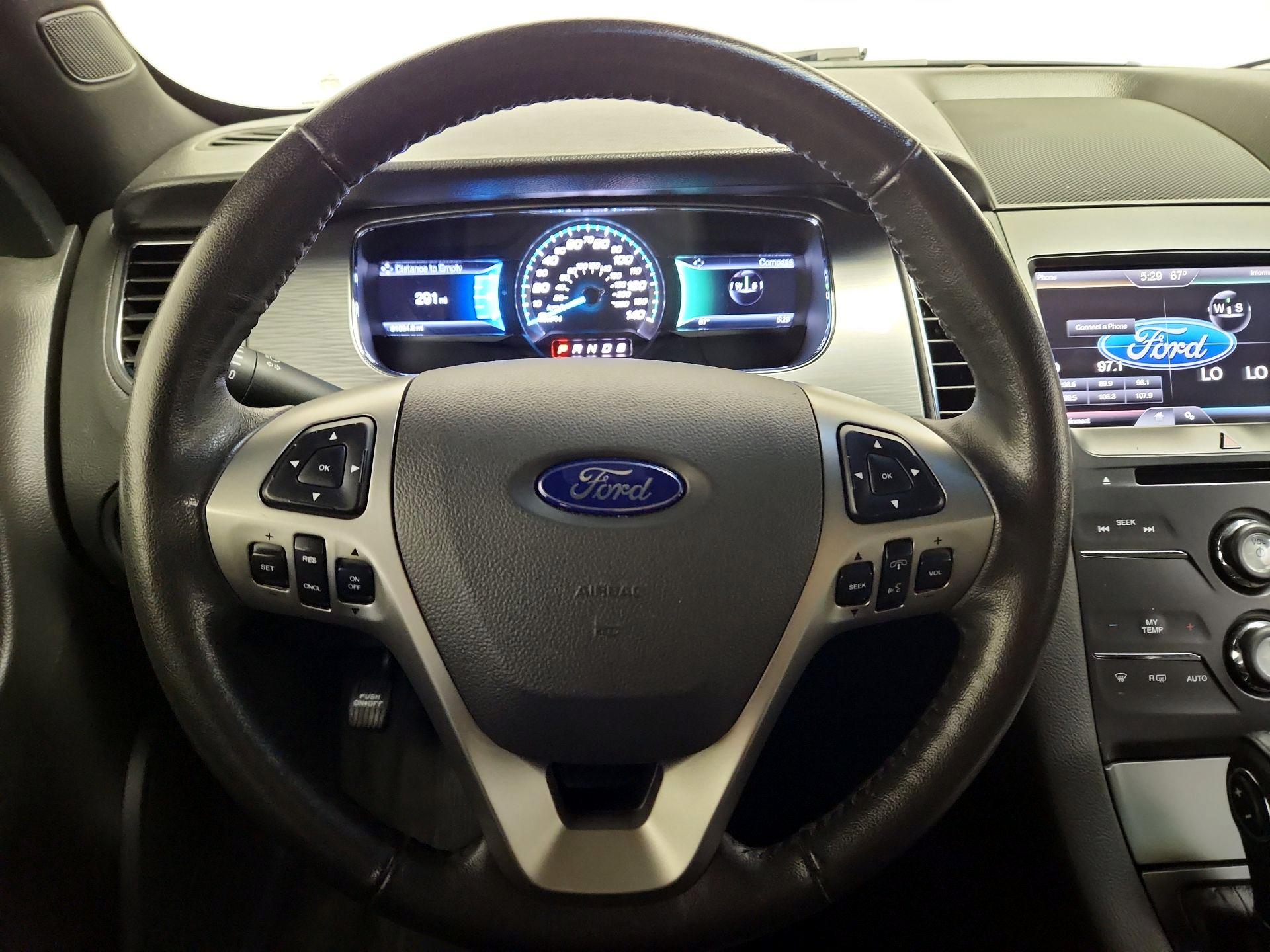 Thumbnail: 2015 Ford Taurus - 10