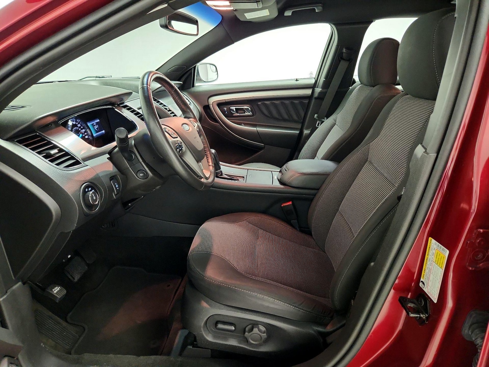 Power Seat(s) & Side Airbags
