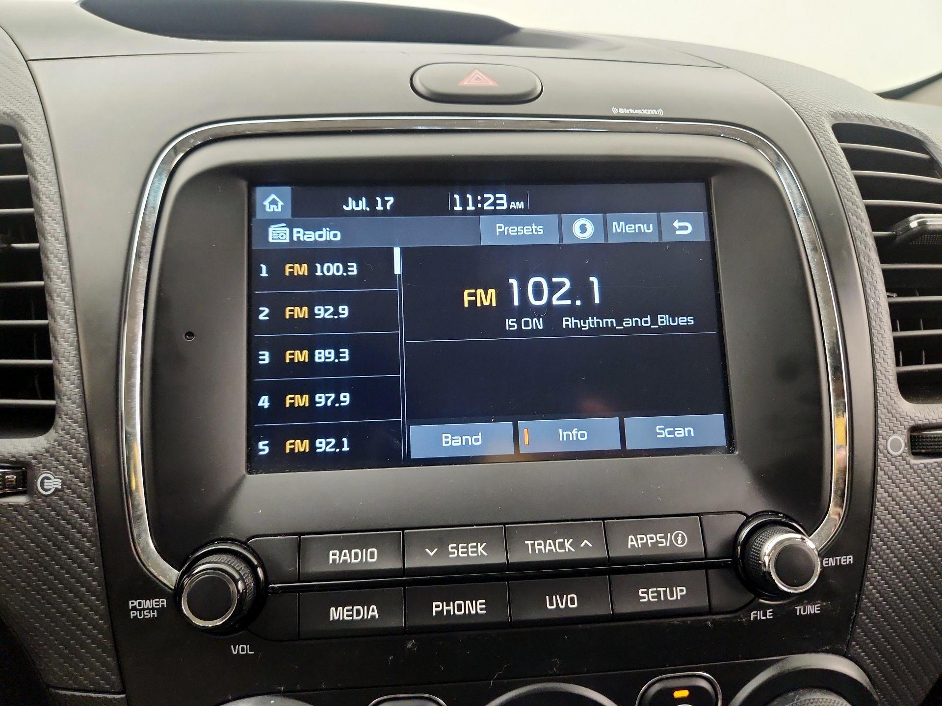Thumbnail: 2018 Kia Forte - 15