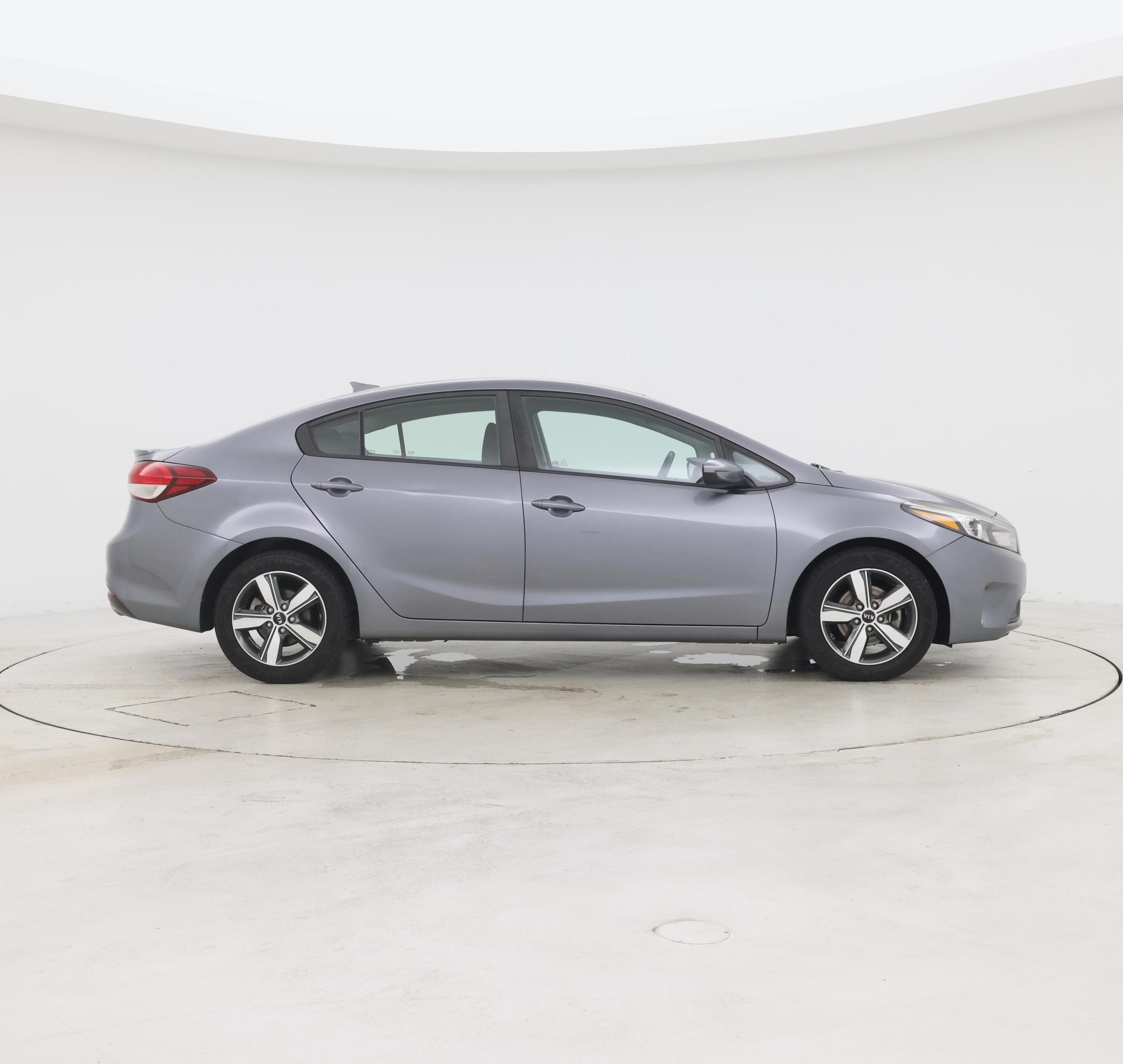 Thumbnail: 2018 Kia Forte - 7