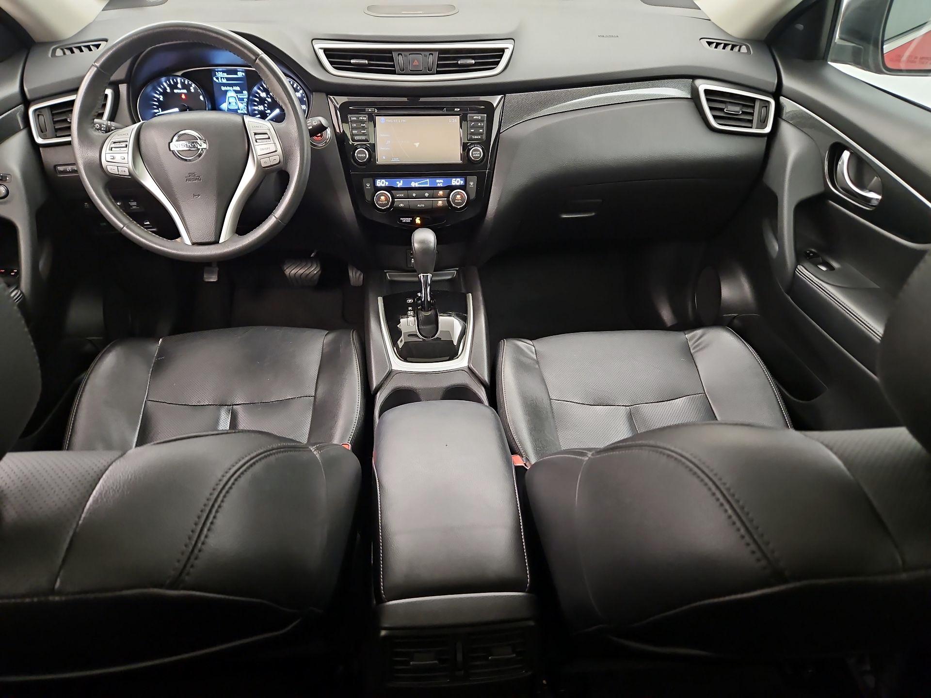 Thumbnail: 2015 Nissan Rogue - 9
