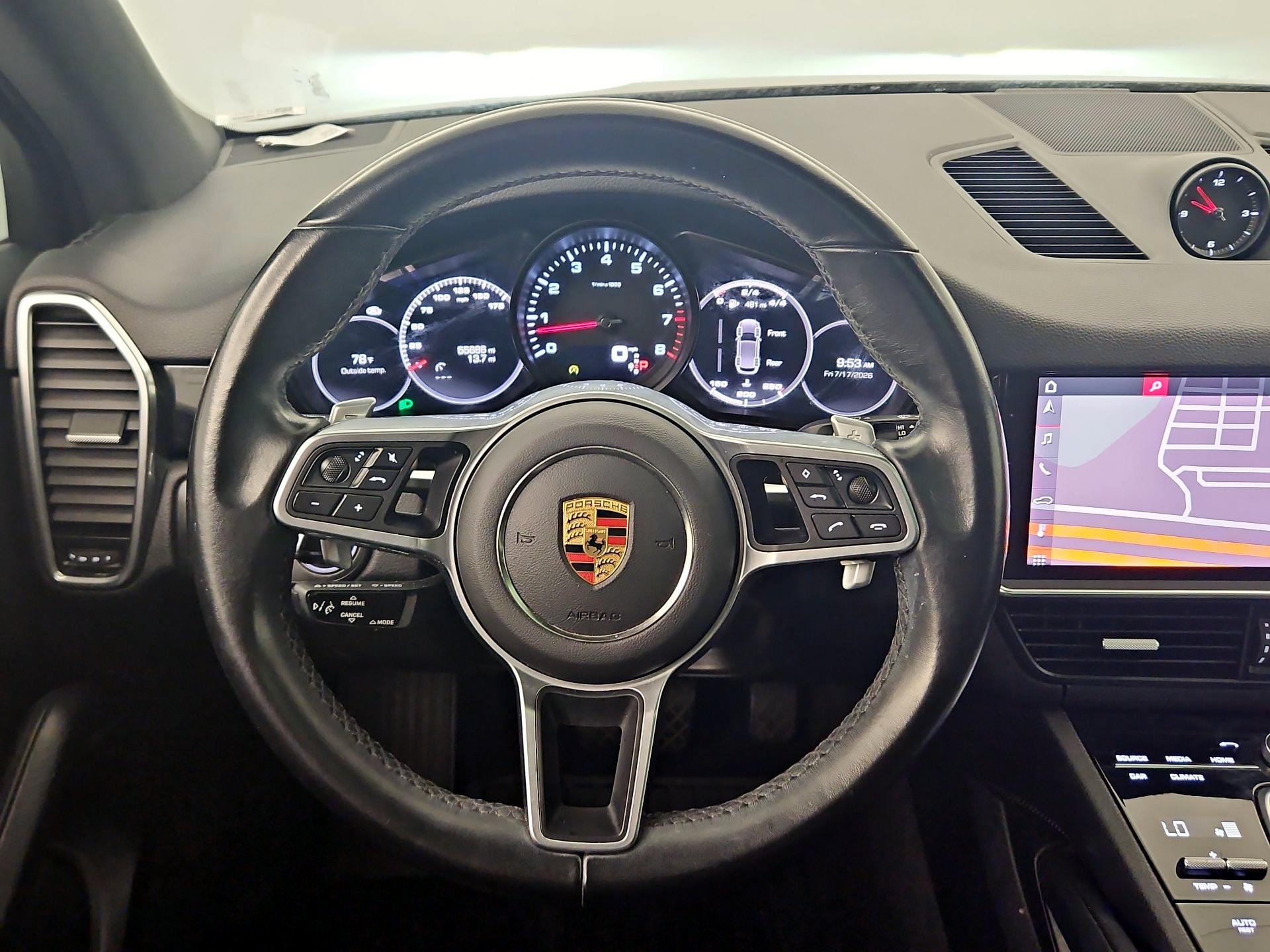 Thumbnail: 2021 Porsche Cayenne - 10