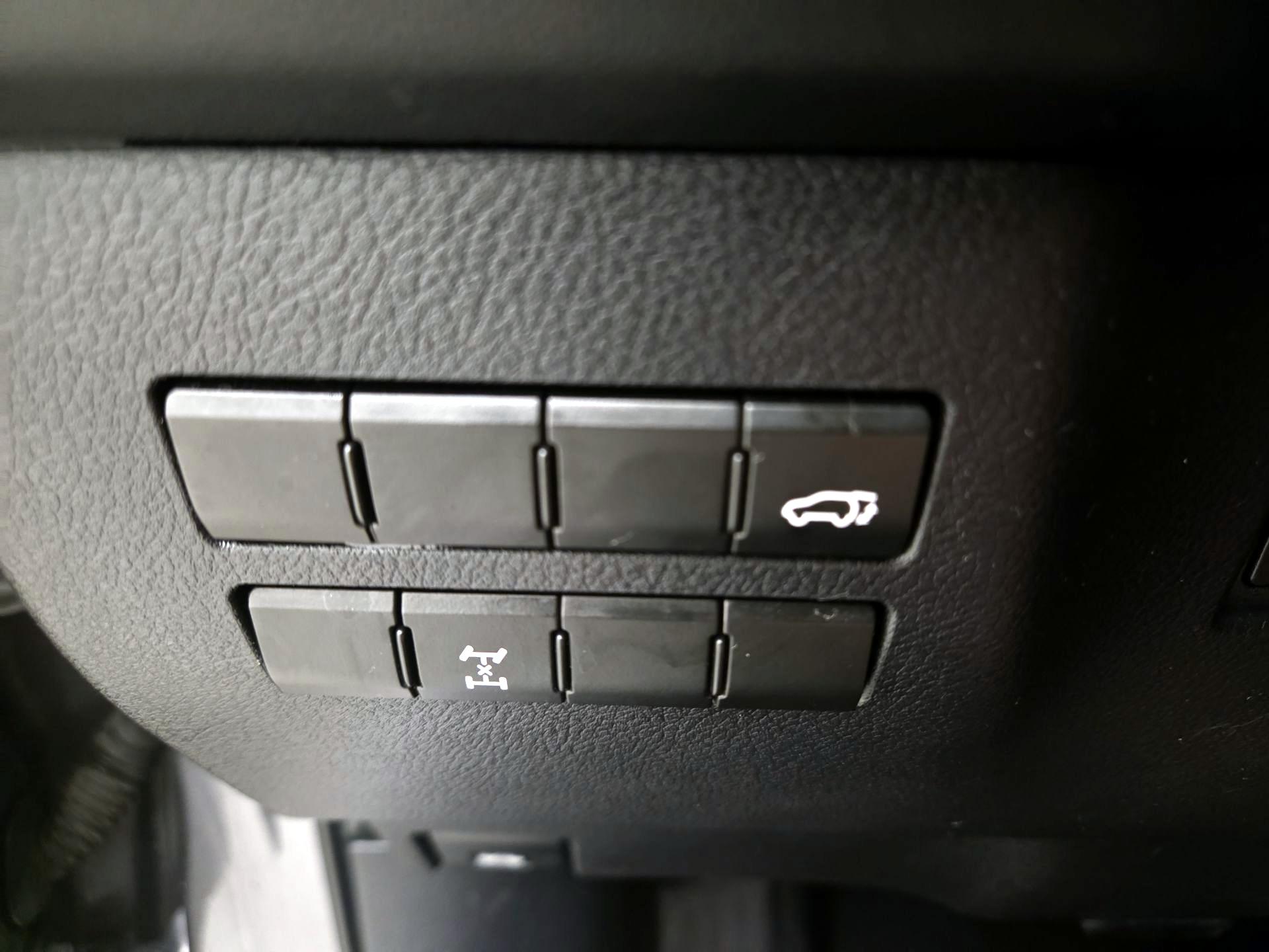 Thumbnail: 2016 Lexus NX - 13