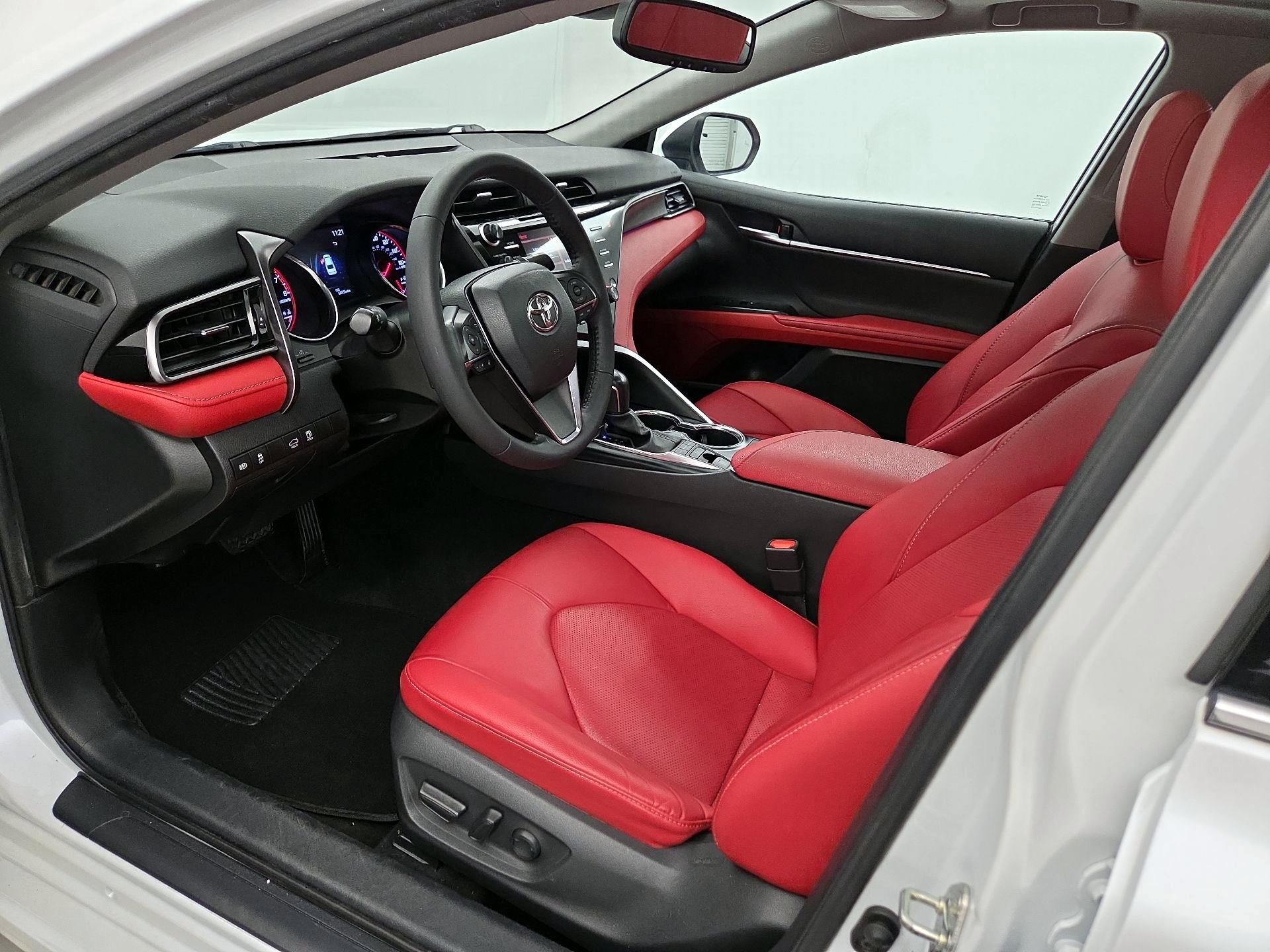 Thumbnail: 2020 Toyota Camry - 11