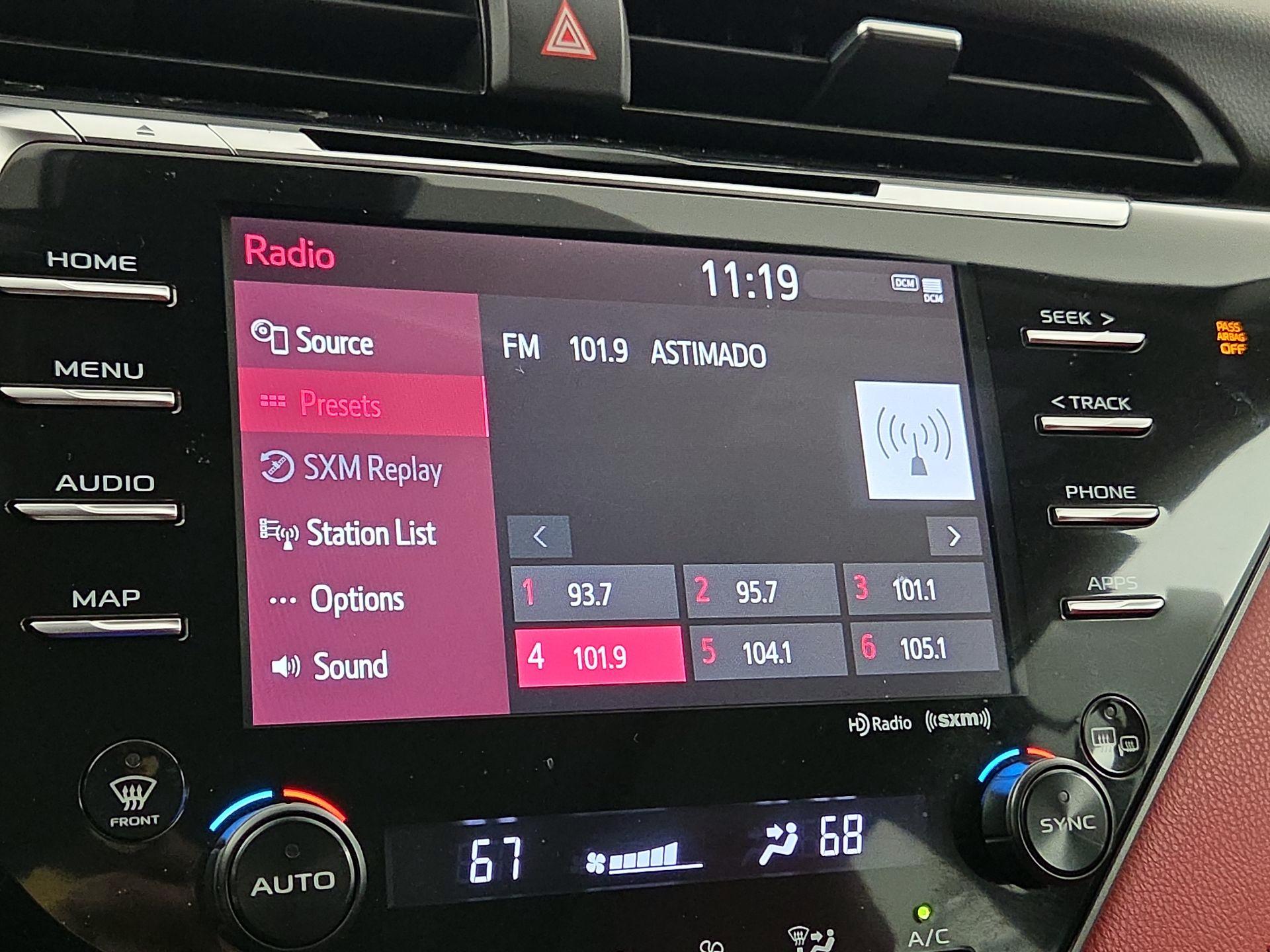 Thumbnail: 2020 Toyota Camry - 15