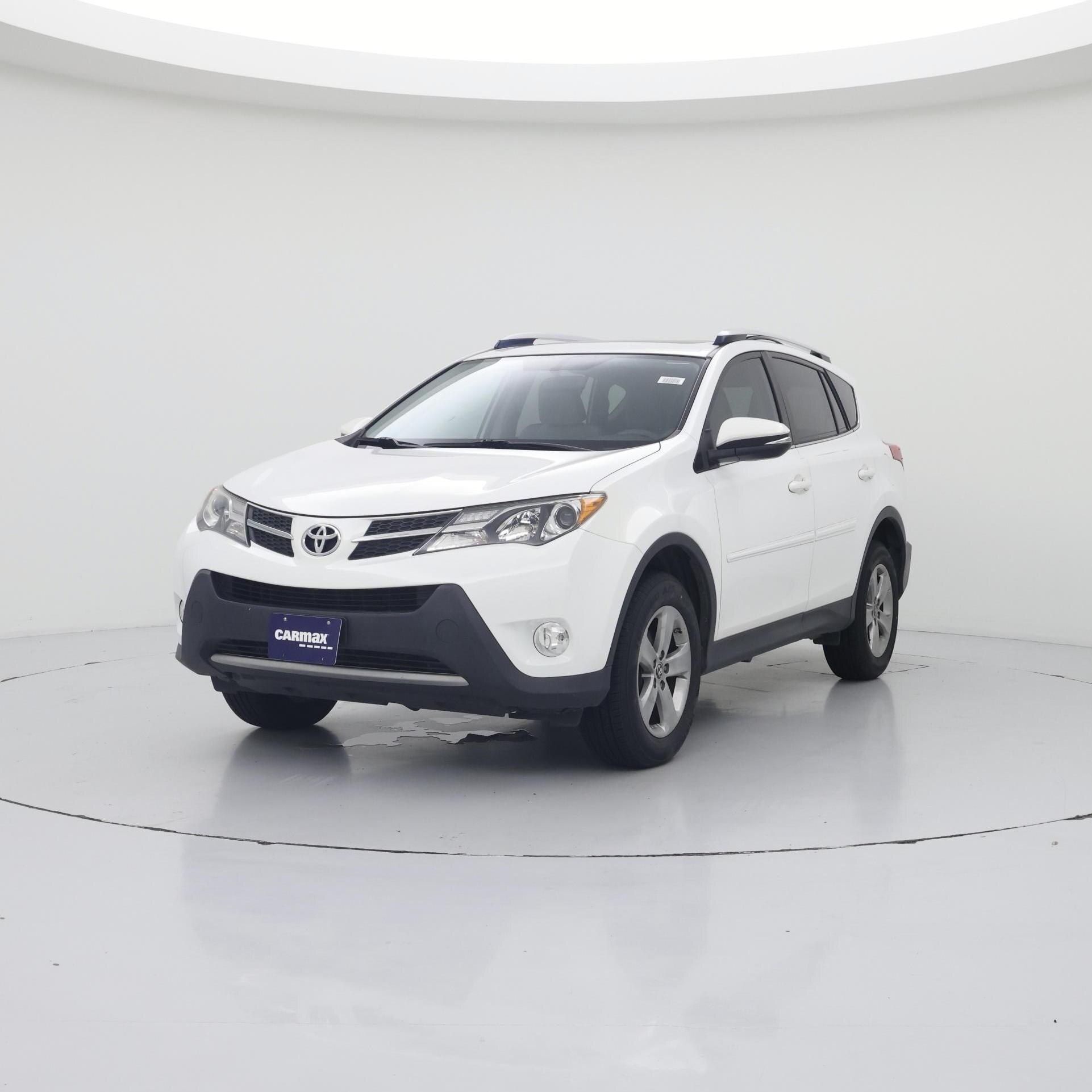 Thumbnail: 2015 Toyota RAV4 - 4