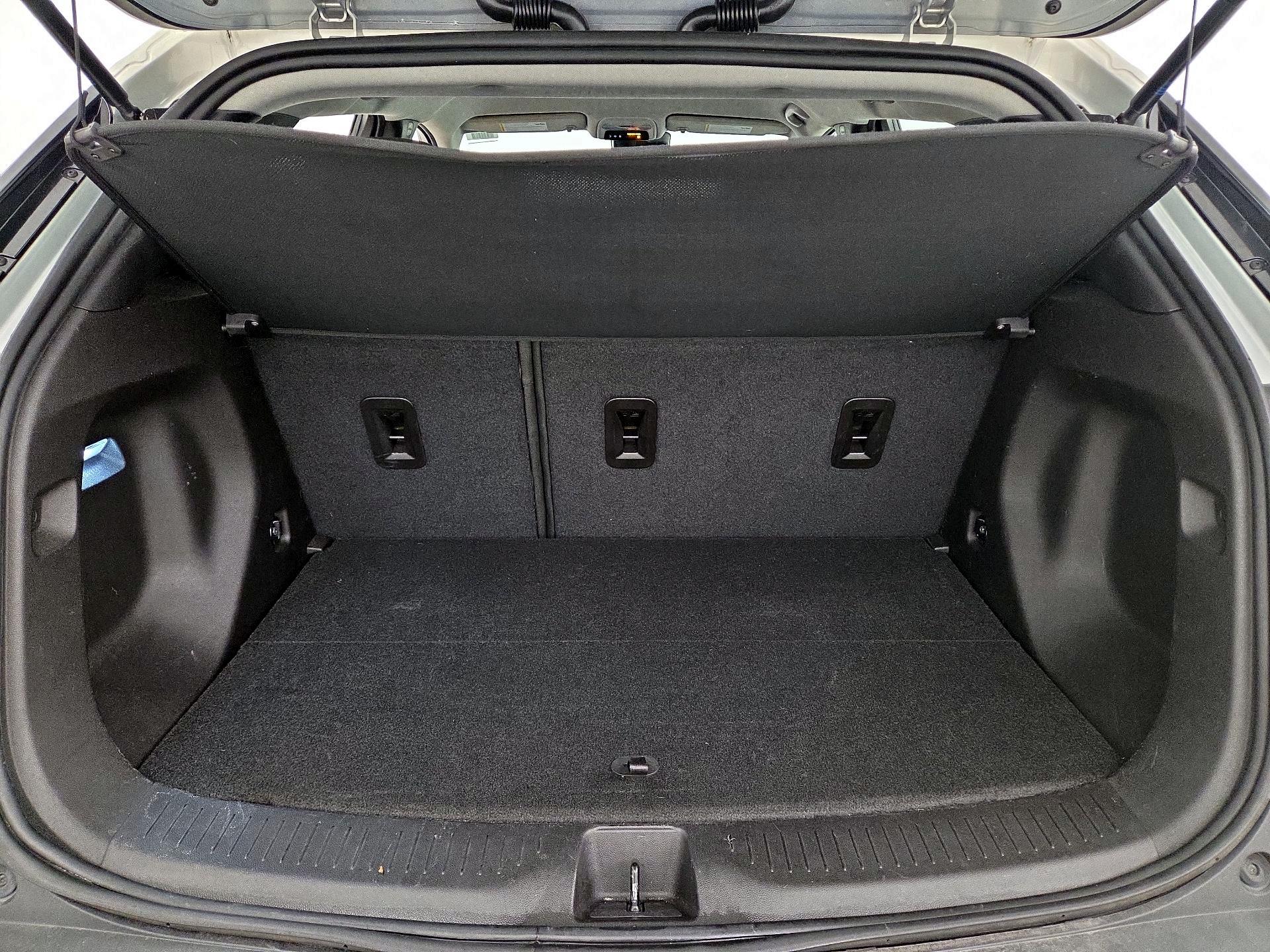 Thumbnail: 2023 Chevrolet Bolt EUV - 20