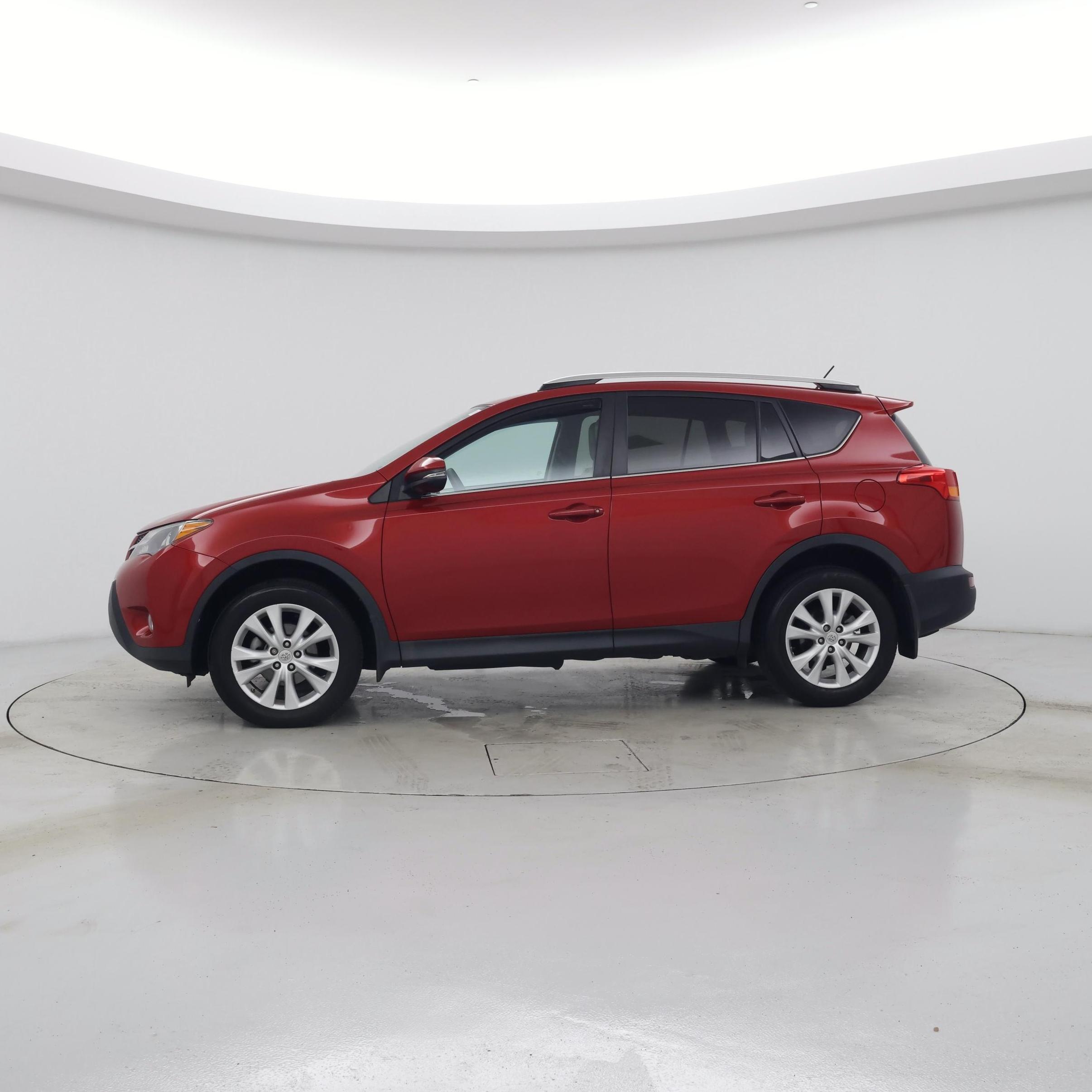 Thumbnail: 2015 Toyota RAV4 - 3