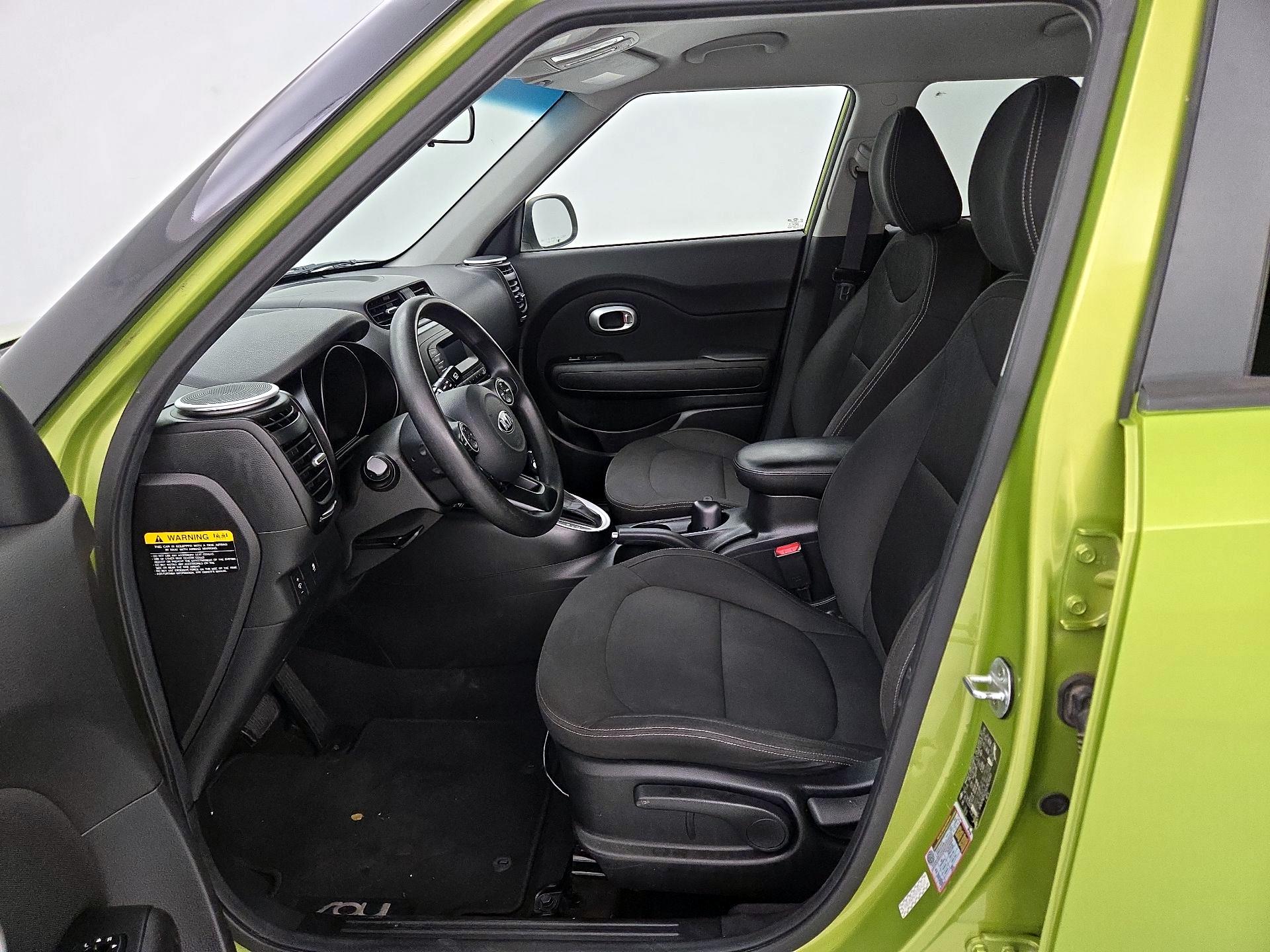 Thumbnail: 2016 Kia Soul - 11