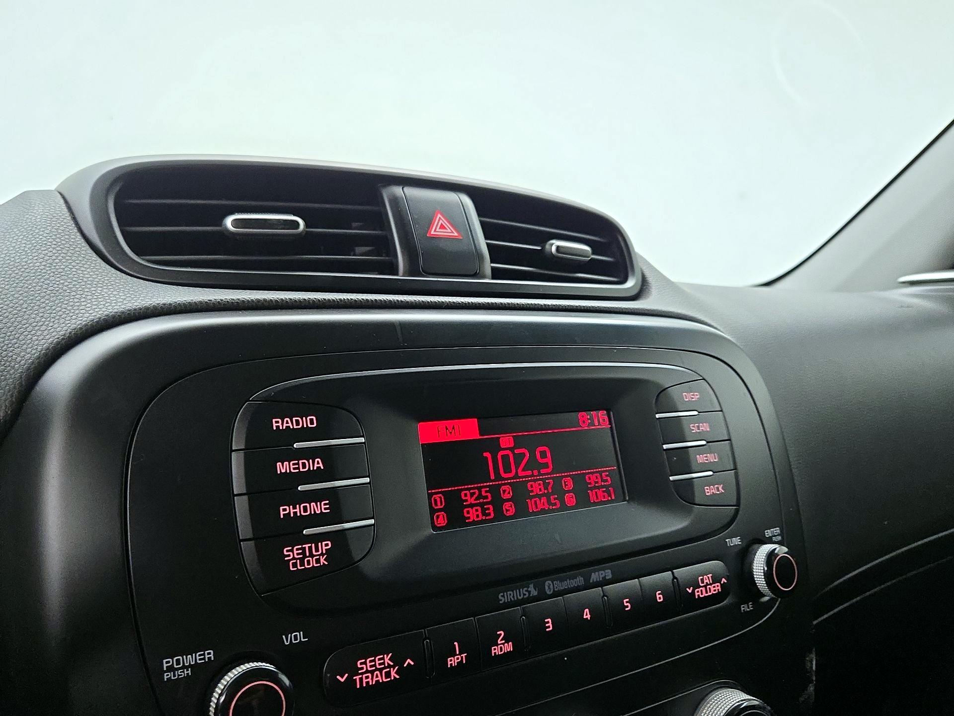 Thumbnail: 2016 Kia Soul - 14