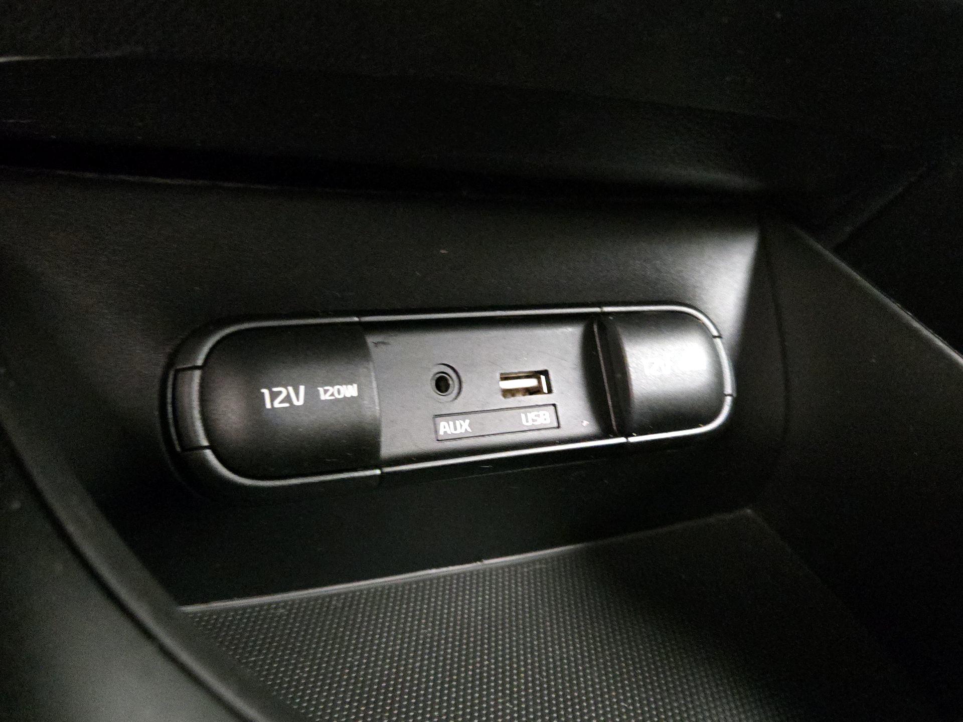 Thumbnail: 2016 Kia Soul - 17