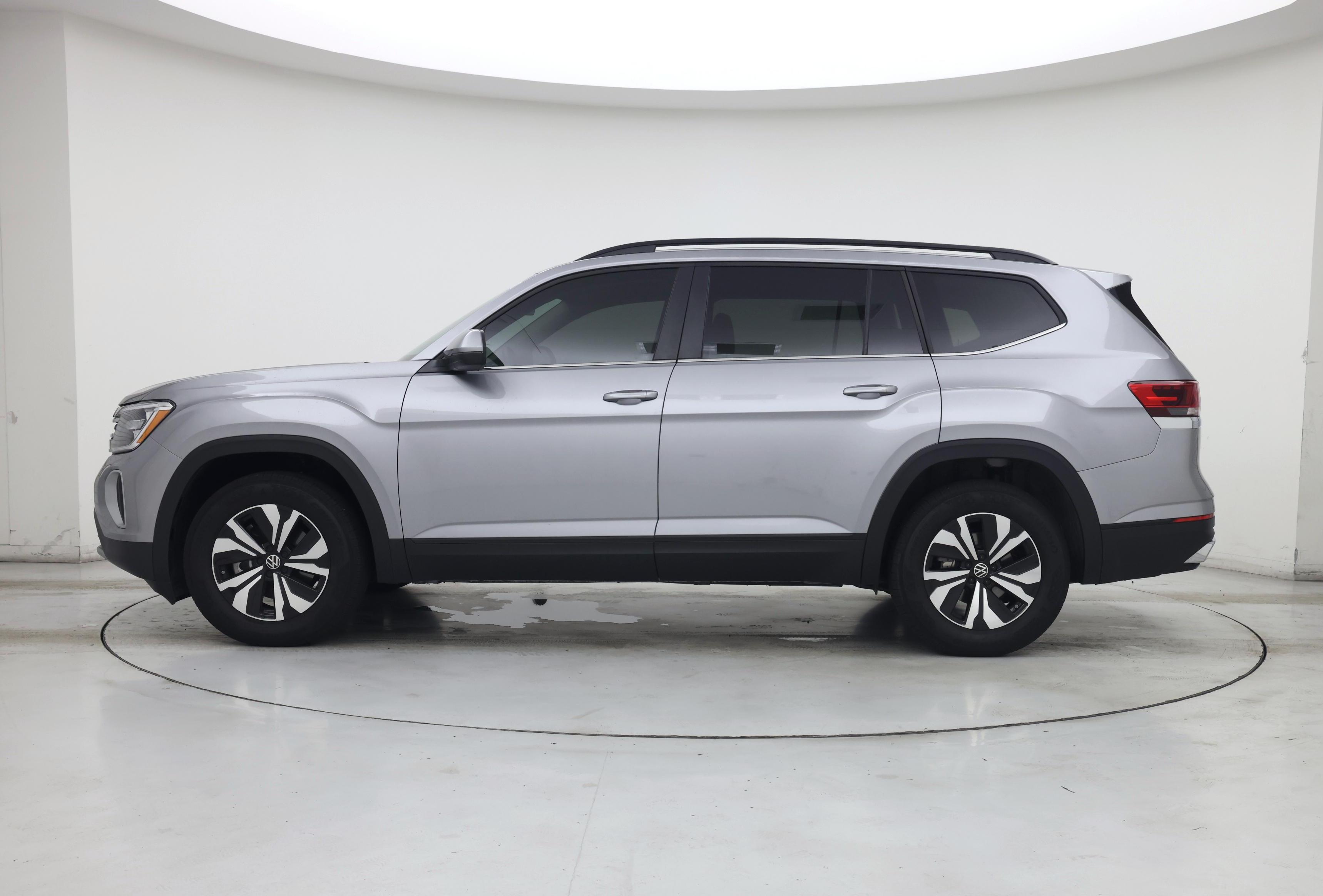 Thumbnail: 2026 Volkswagen Atlas - 3