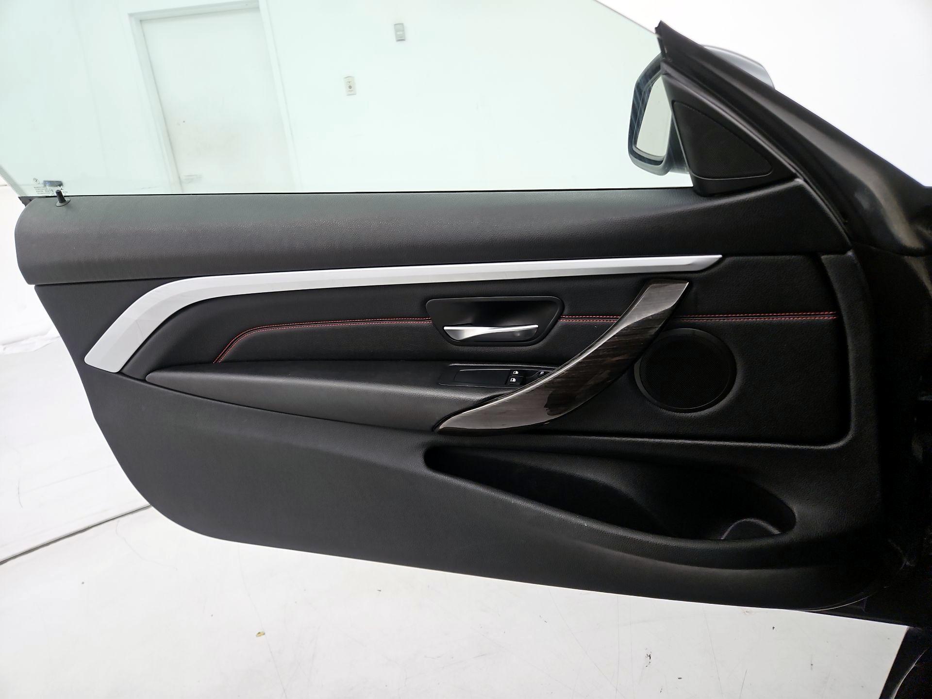 Thumbnail: 2016 BMW 4 Series - 12
