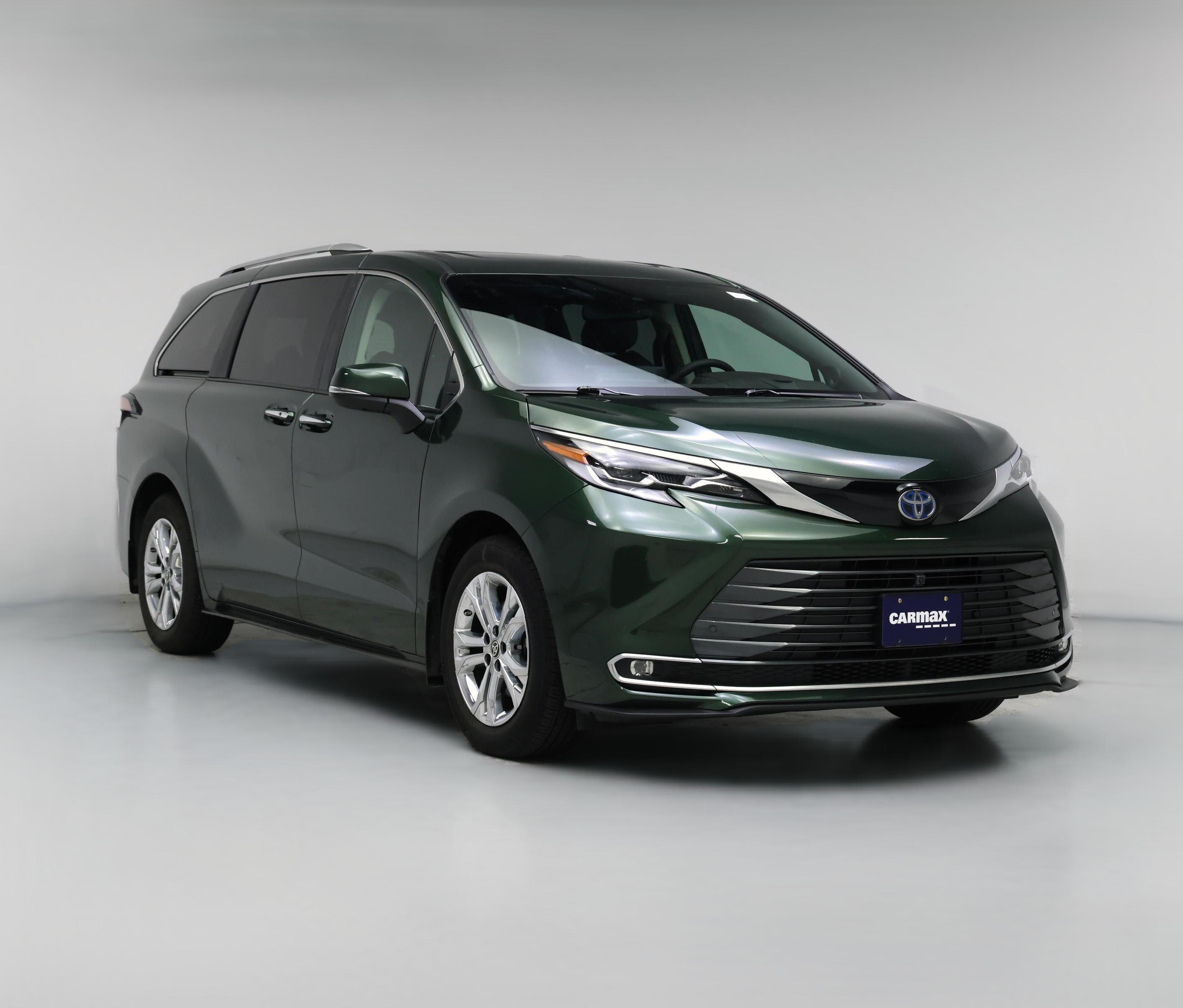 Thumbnail: 2023 Toyota Sienna - 1