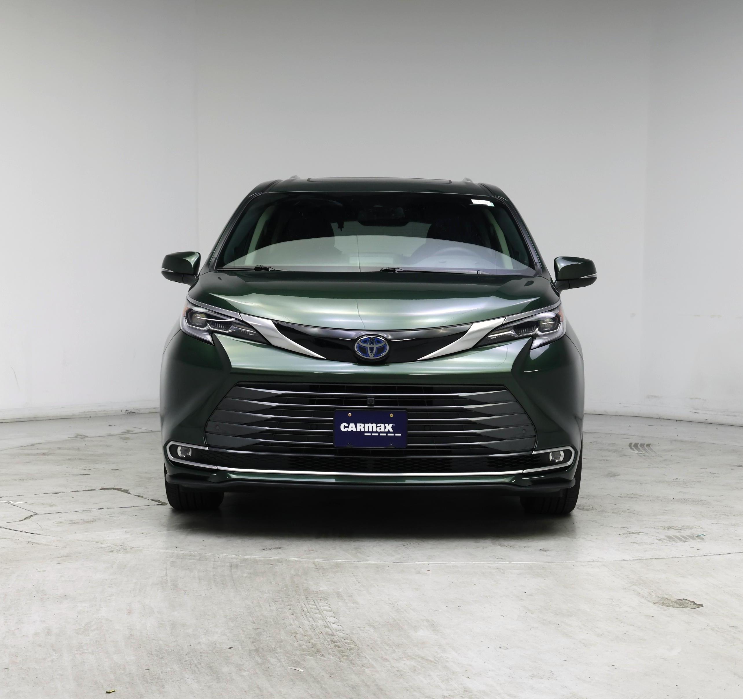 Thumbnail: 2023 Toyota Sienna - 5